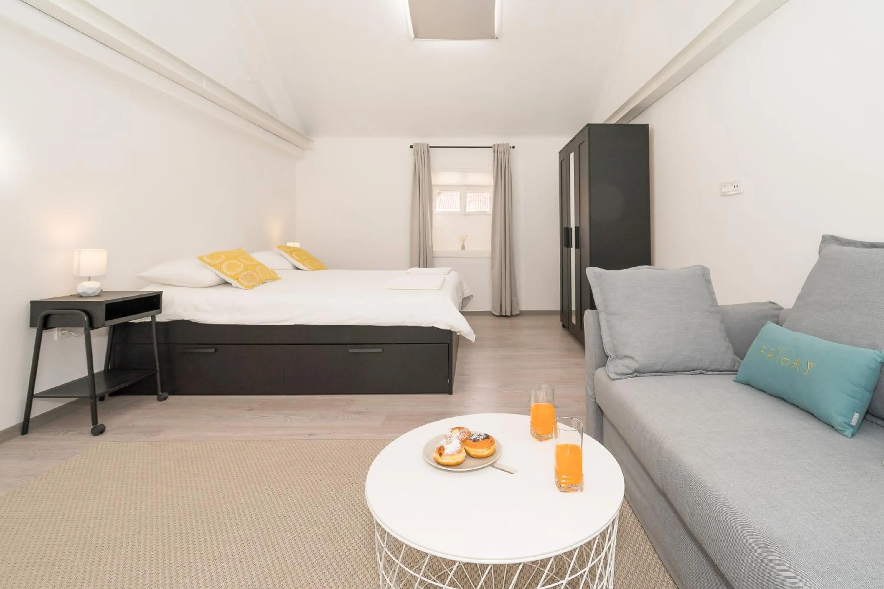 Photo of the whole room, Bed in Loft at Republic Square