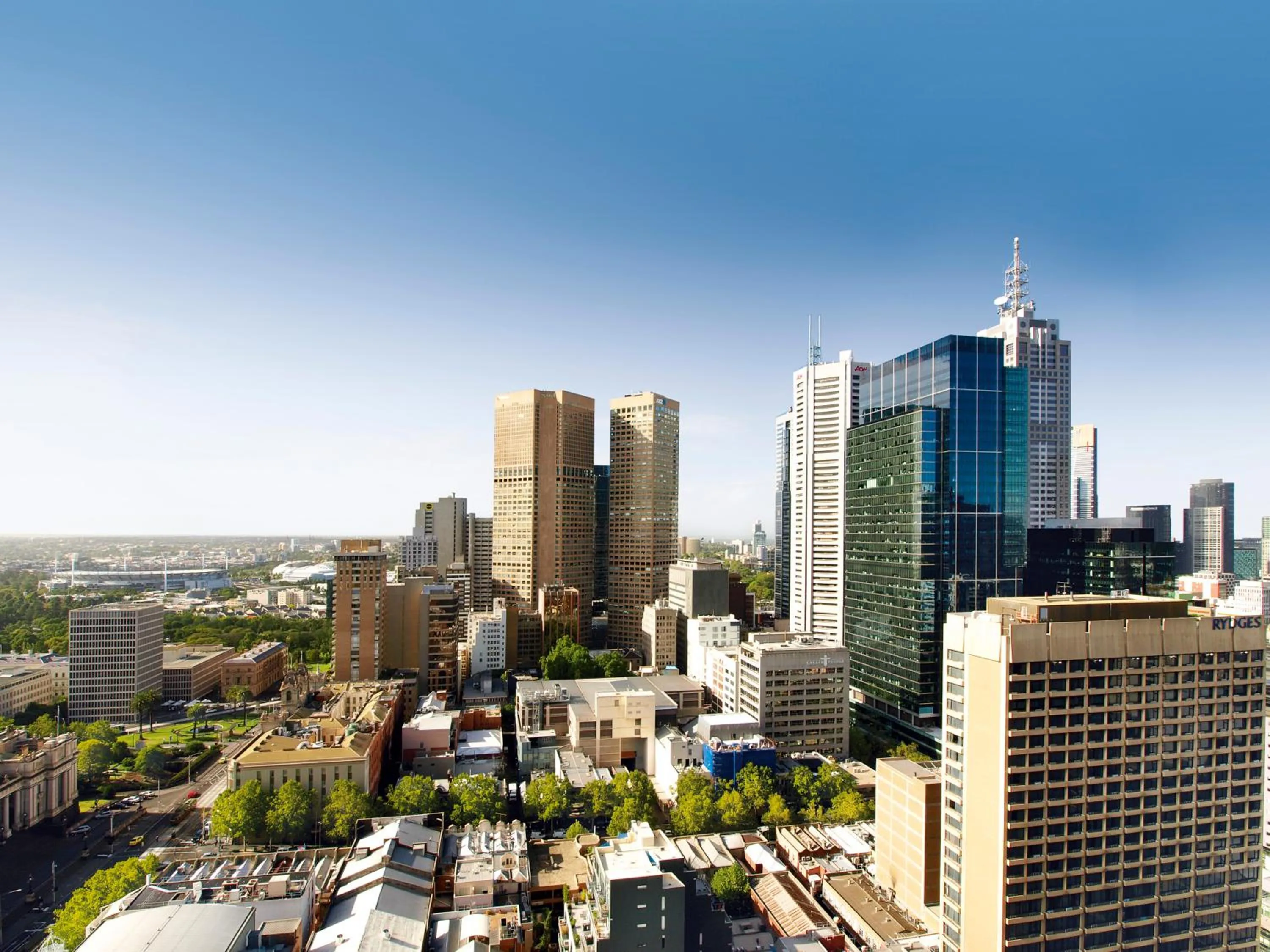 Area and facilities in Oaks Melbourne on Lonsdale Suites