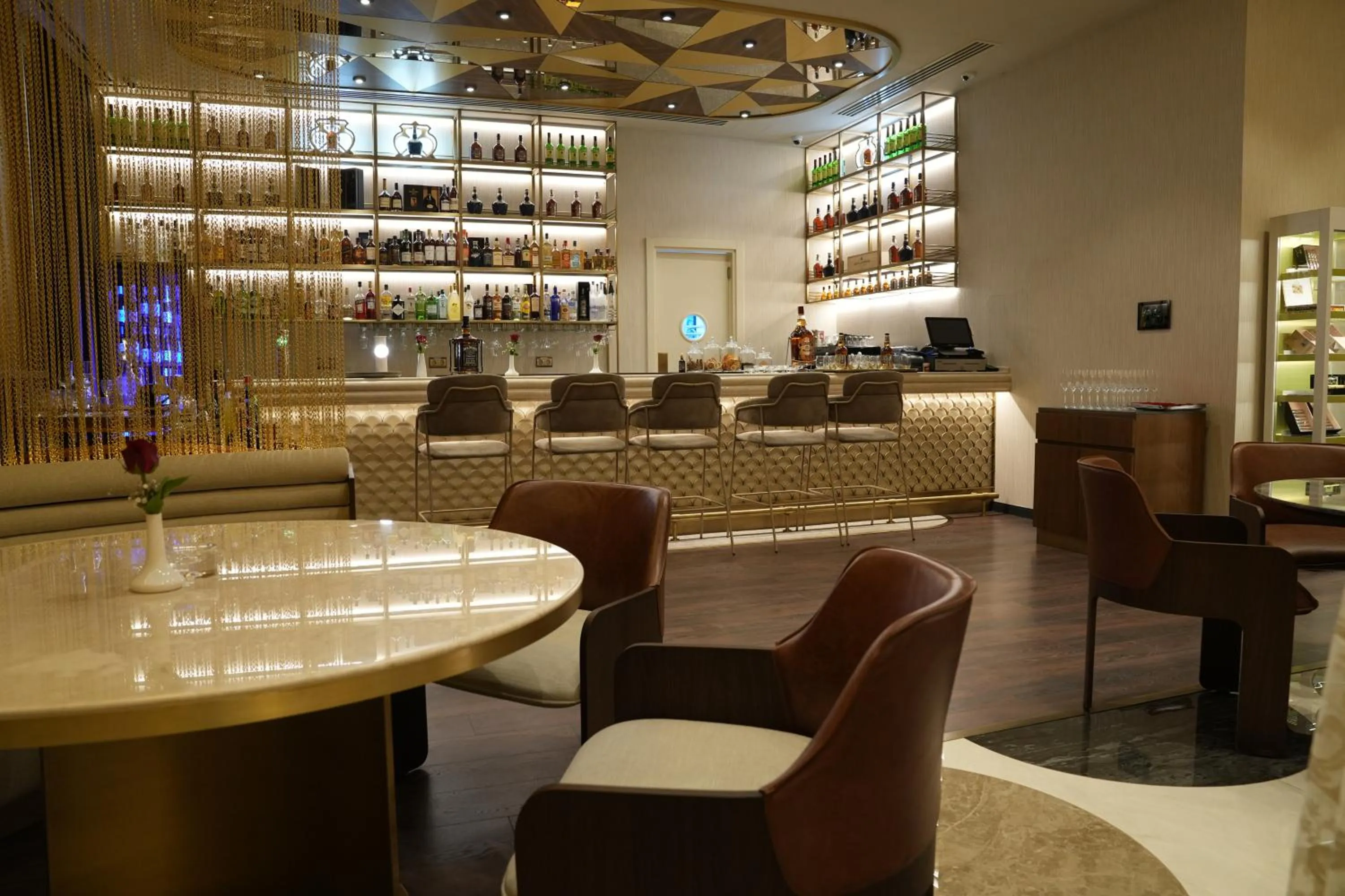 Restaurant/places to eat in Divan Erbil Hotel