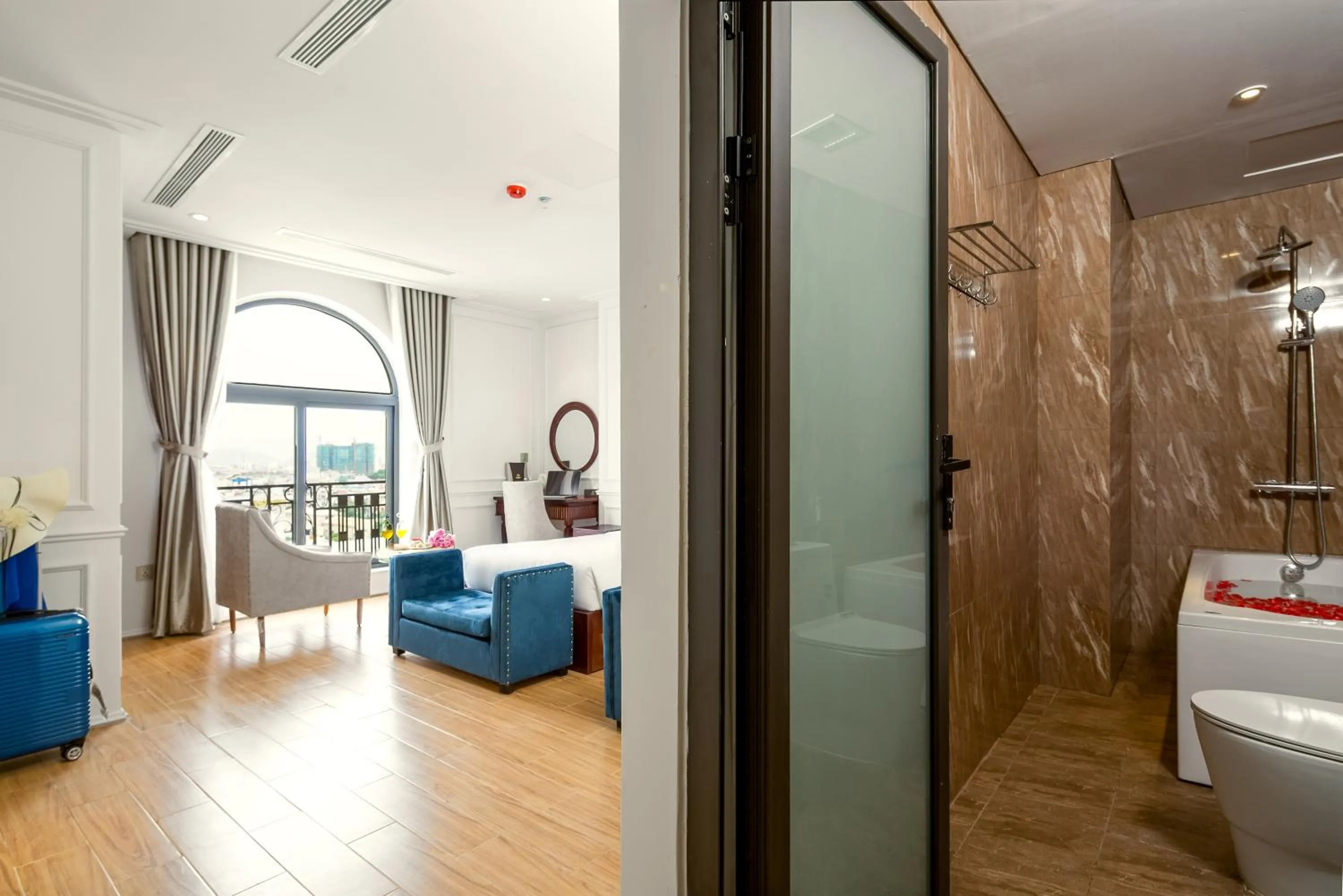 View (from property/room), Bed in Menora Grand Da Nang