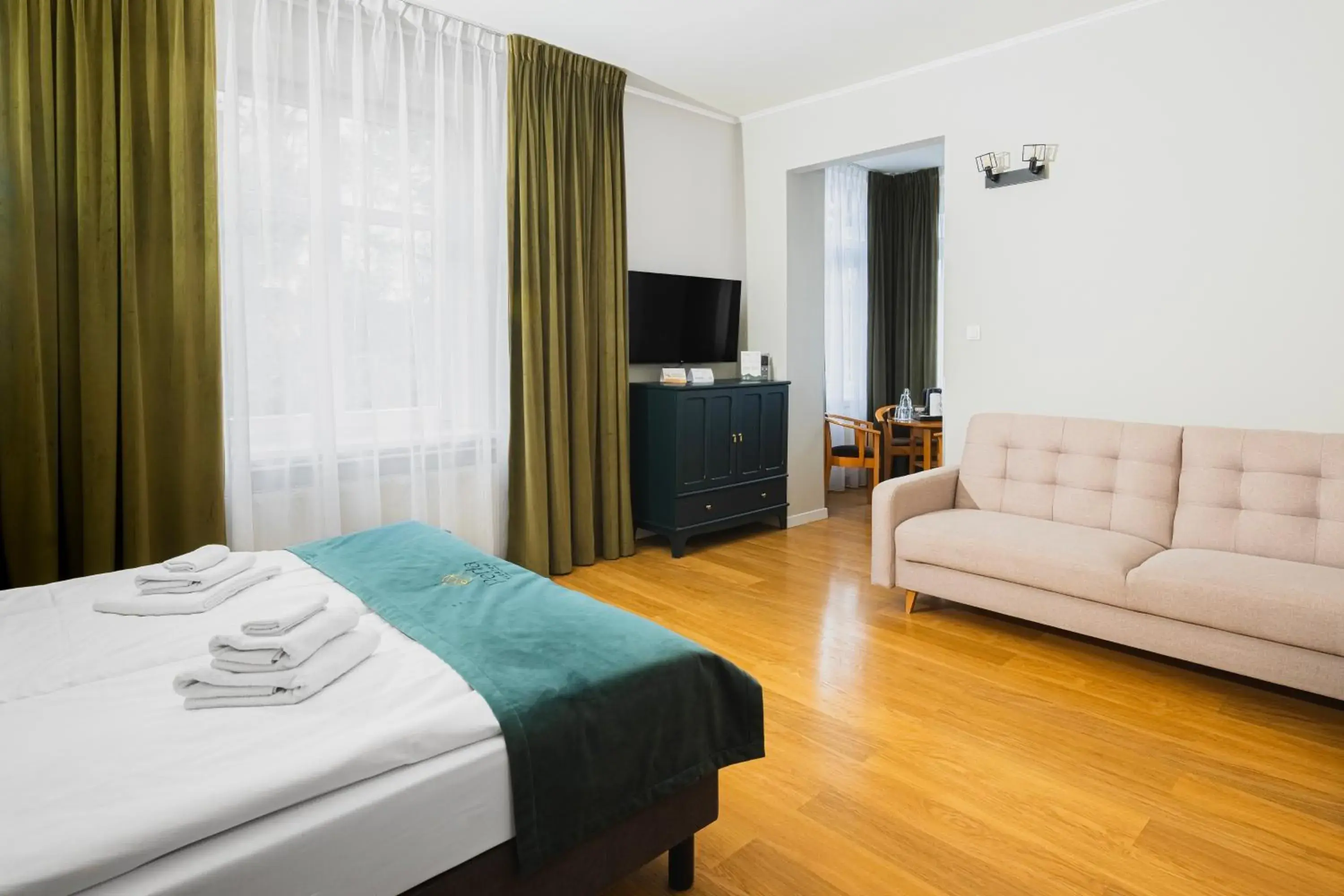 Deluxe Family Room in Perła Sudetów by Stay inn Hotels Deluxe Family Room in Perła Sudetów by Stay inn Hotels