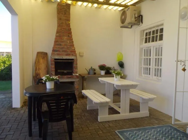 BBQ facilities in Breeze Inn Guesthouse