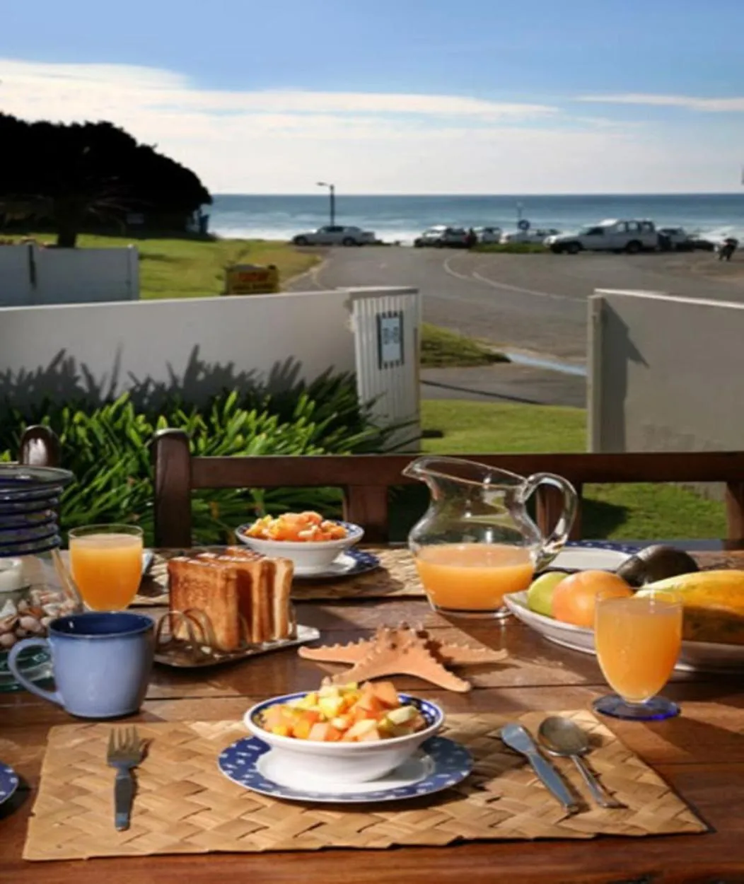 Garden view in Breeze Inn Guesthouse