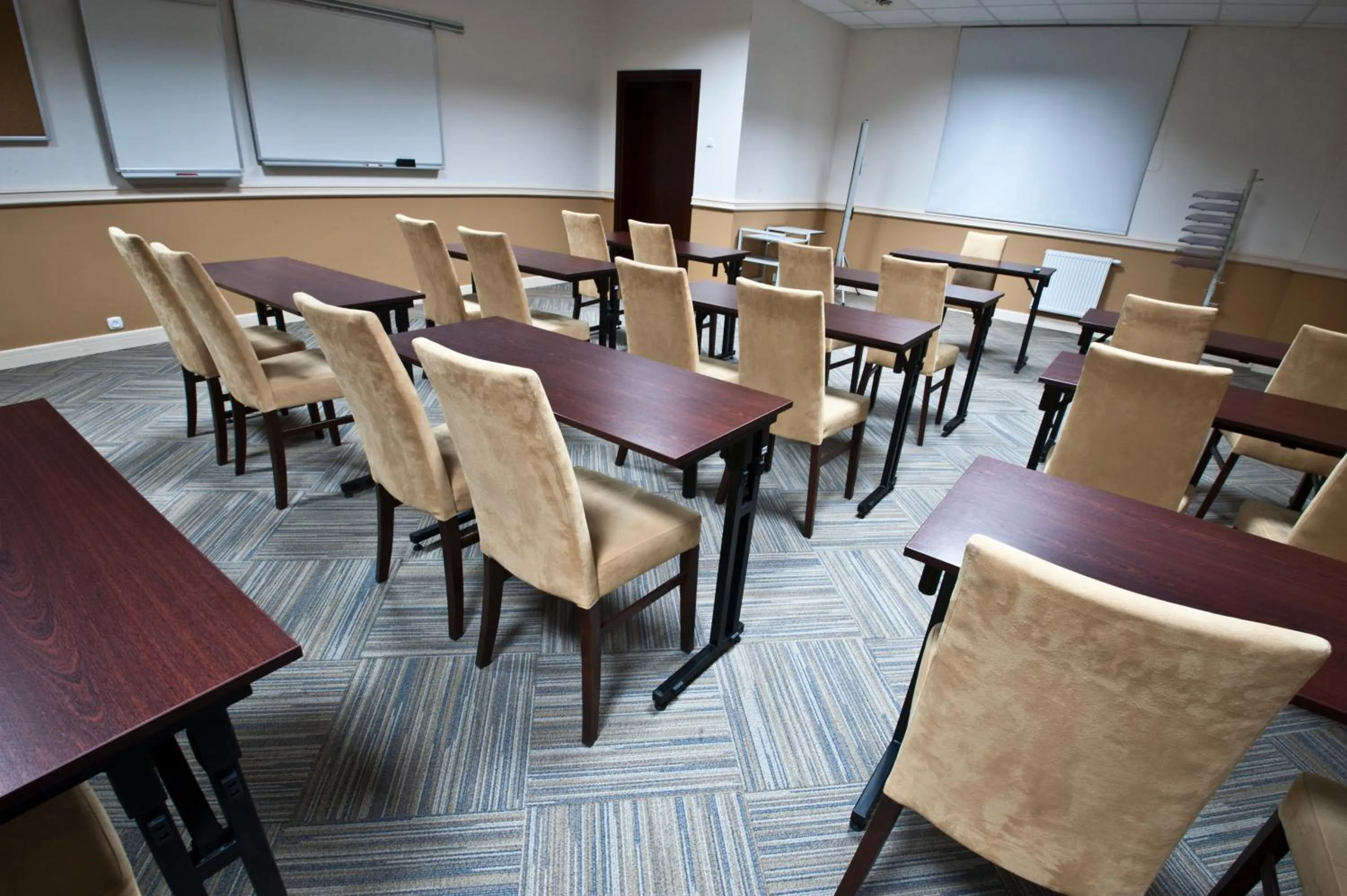 Business facilities in Hotel Venus