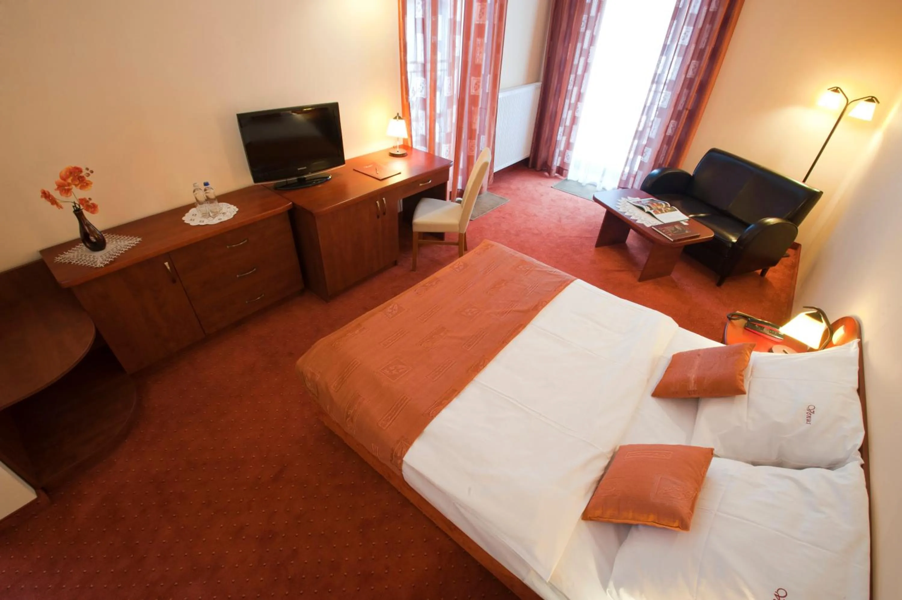 Photo of the whole room, Bed in Hotel Venus