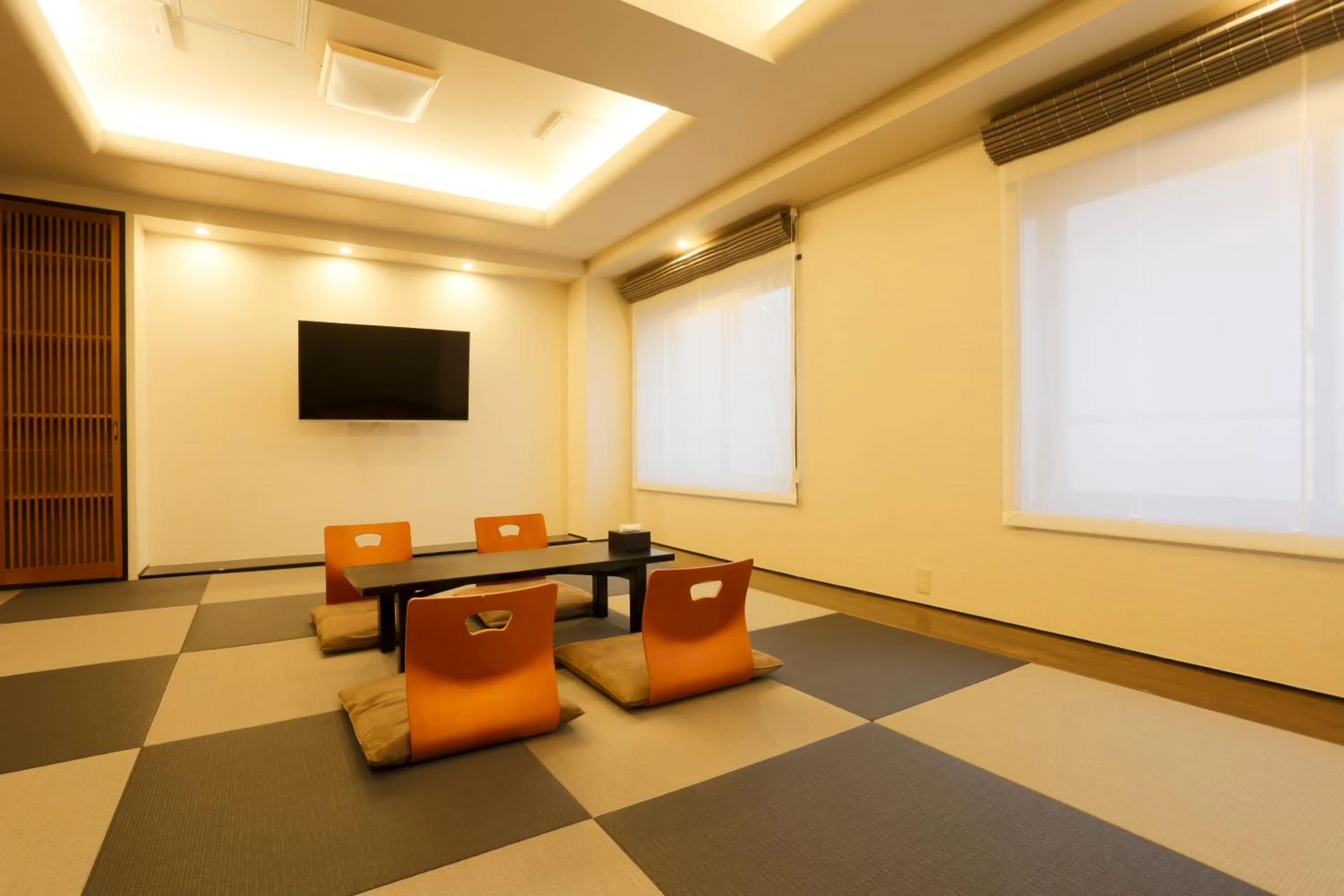 Photo of the whole room in Tabist S hyde Park Koga Station