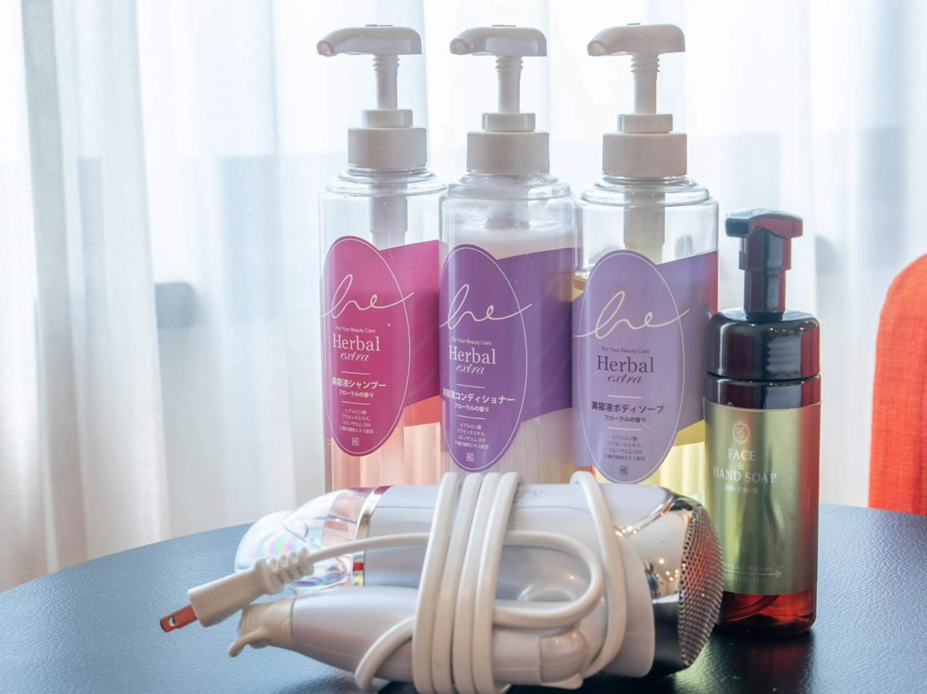 Photo of the whole room in Tabist S hyde Park Koga Station