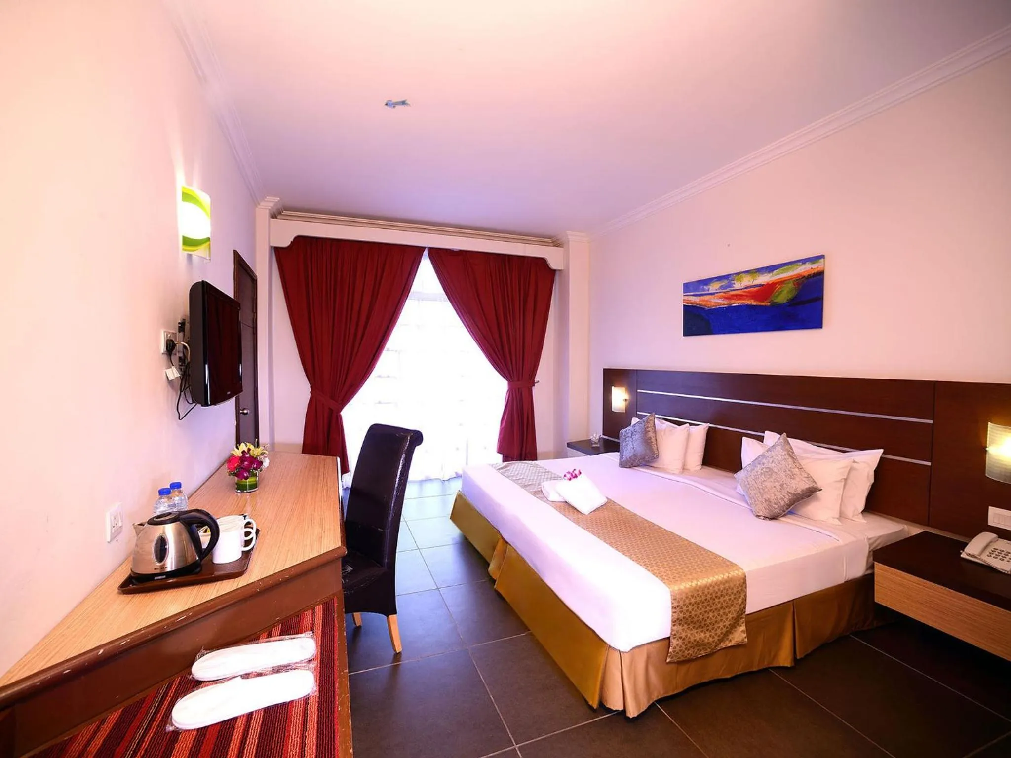 Bedroom, Bed in Bella Vista Express Hotel