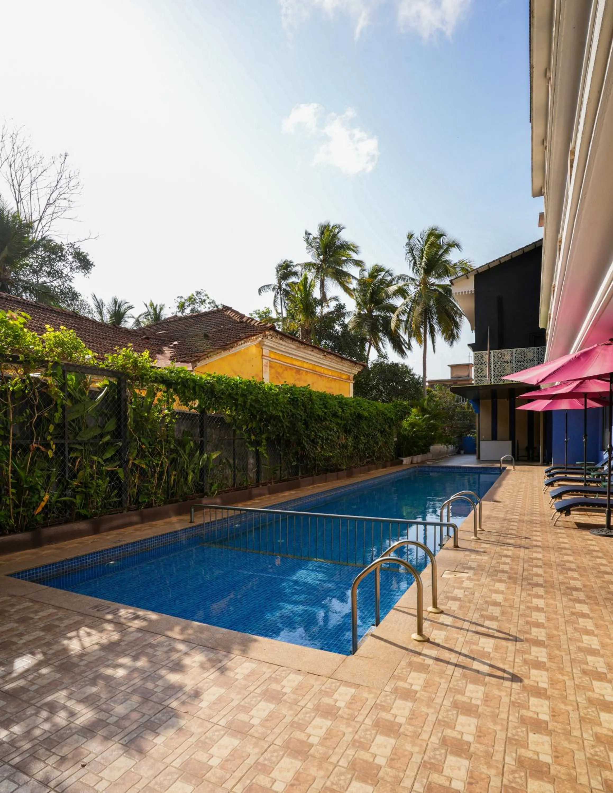 Swimming pool in Rio Boutique