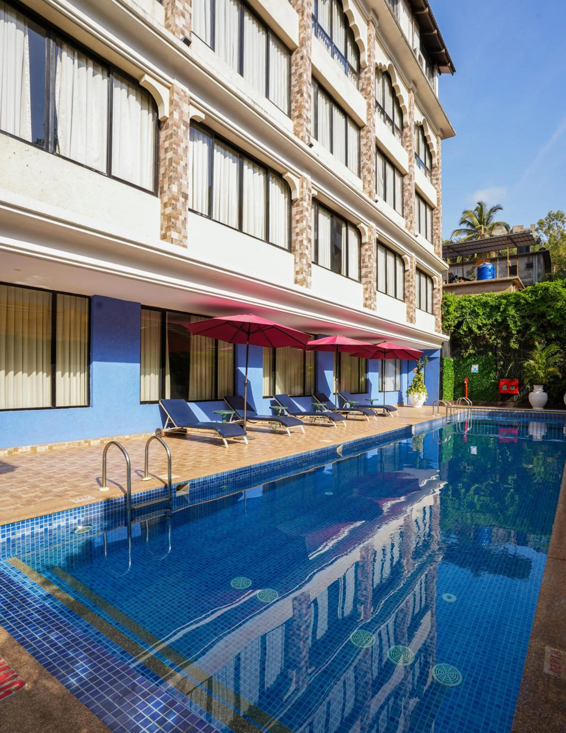 Swimming pool in Rio Boutique