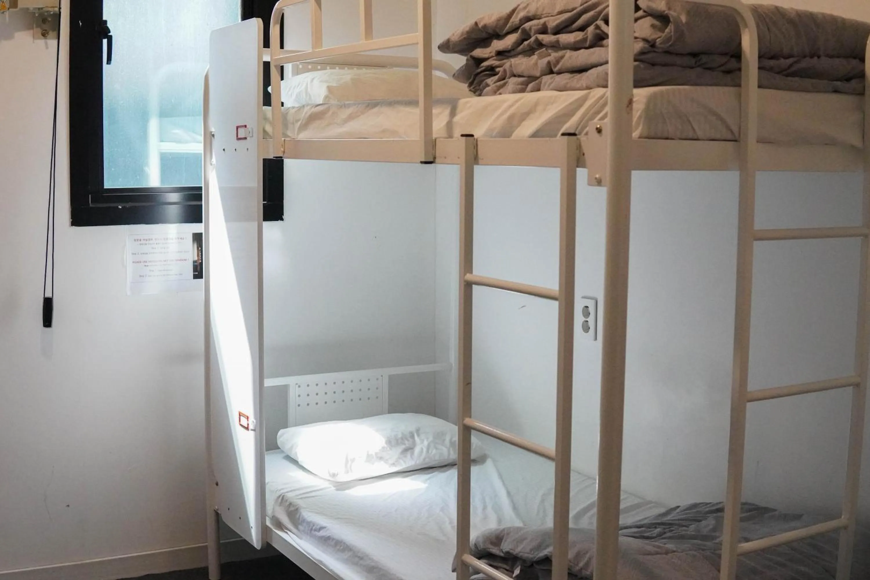 Bedroom, Bed in One Way Guesthouse Busan