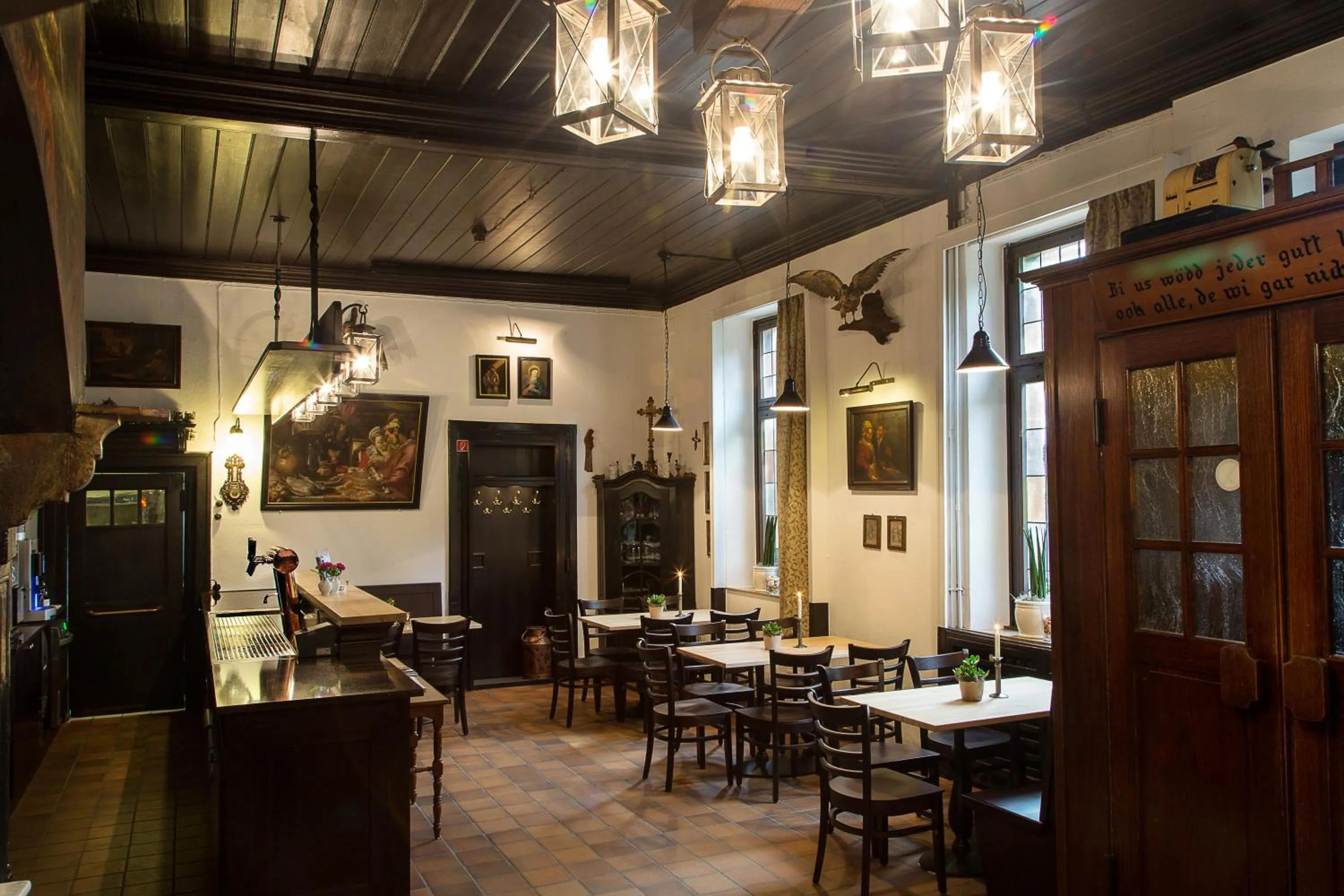 Restaurant/places to eat in Hotel zur Krone