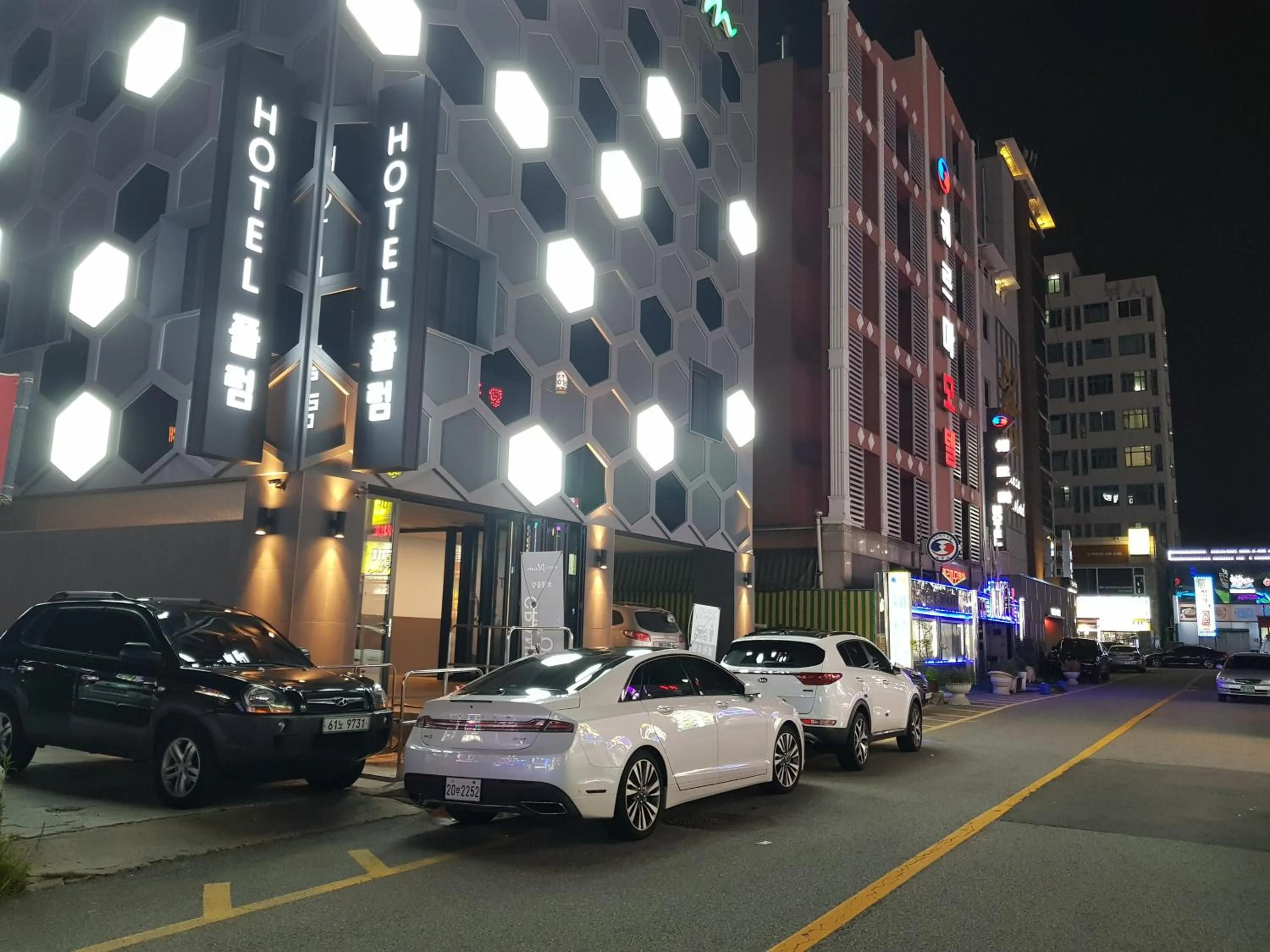 Property building in Plum Hotel