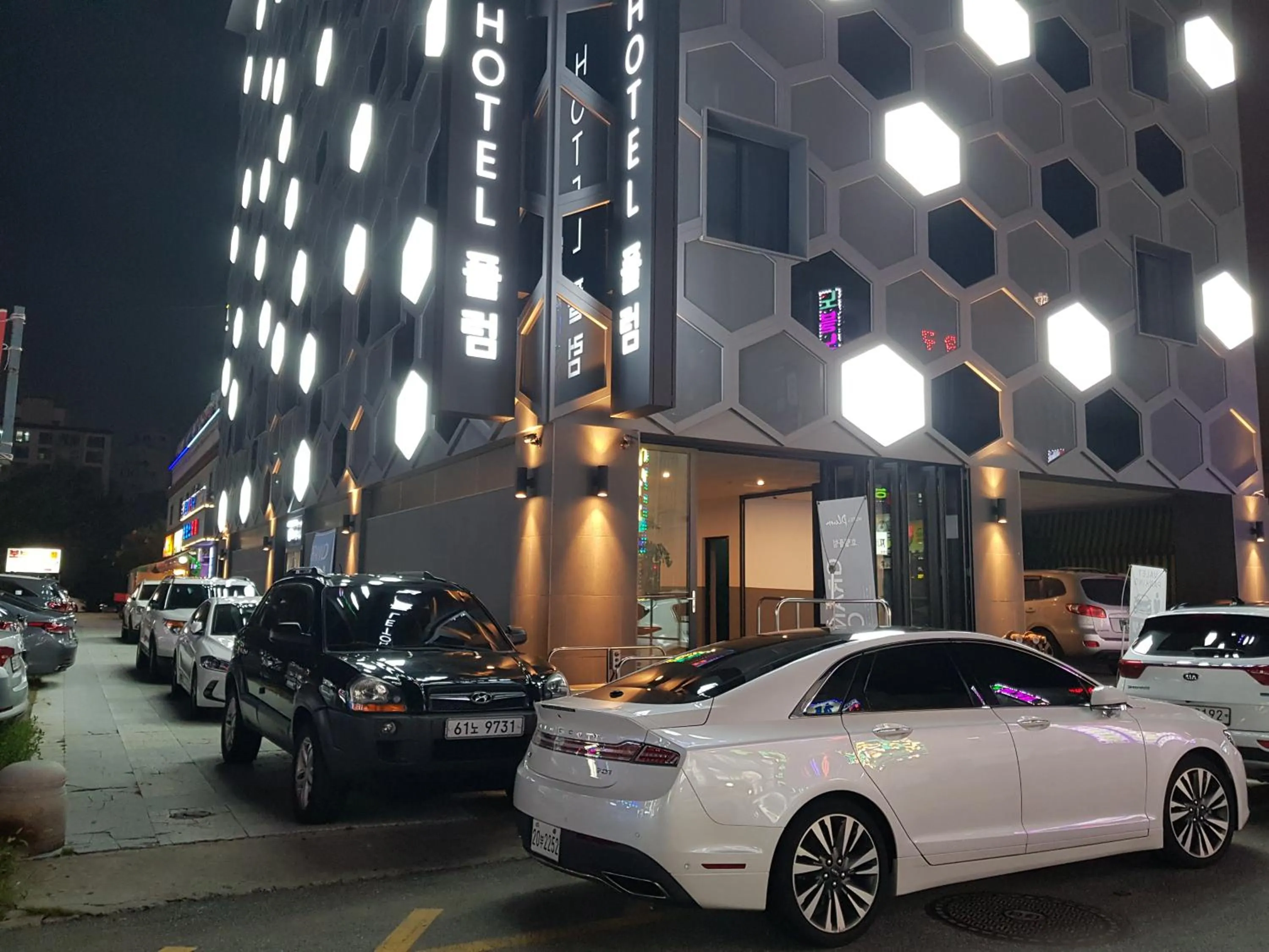 Property building in Plum Hotel