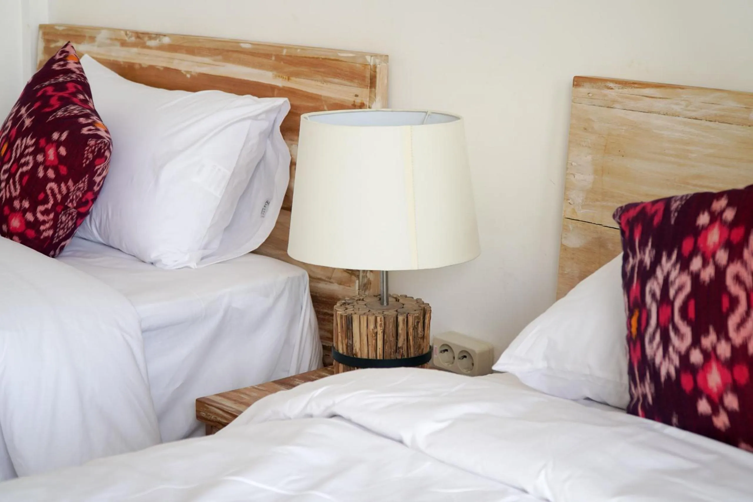 Bedroom, Bed in Seno Guesthouse & Cafe