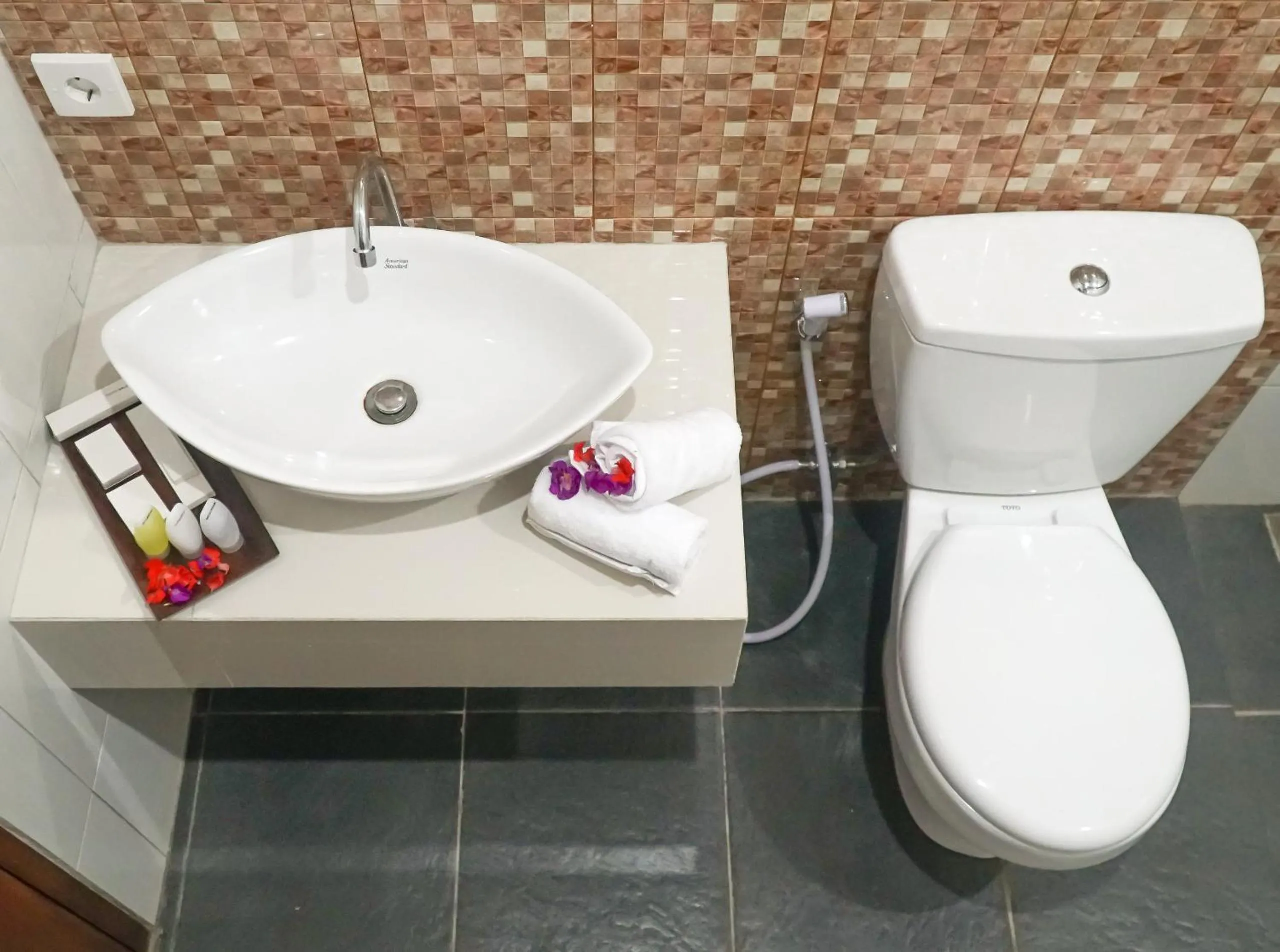 Bathroom in Seno Guesthouse & Cafe