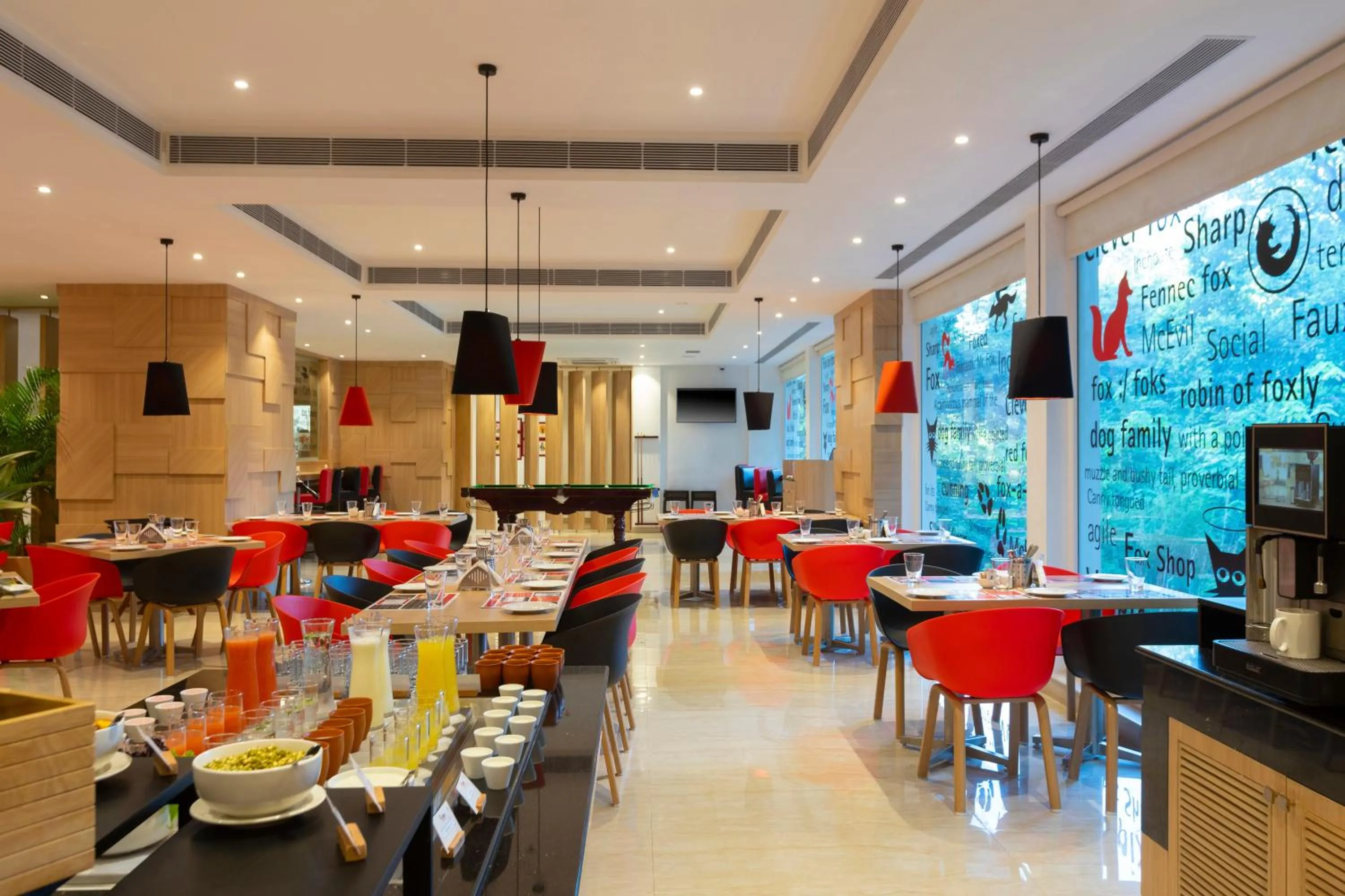 Restaurant/places to eat in Red Fox by Lemon Tree Hotels, Dehradun
