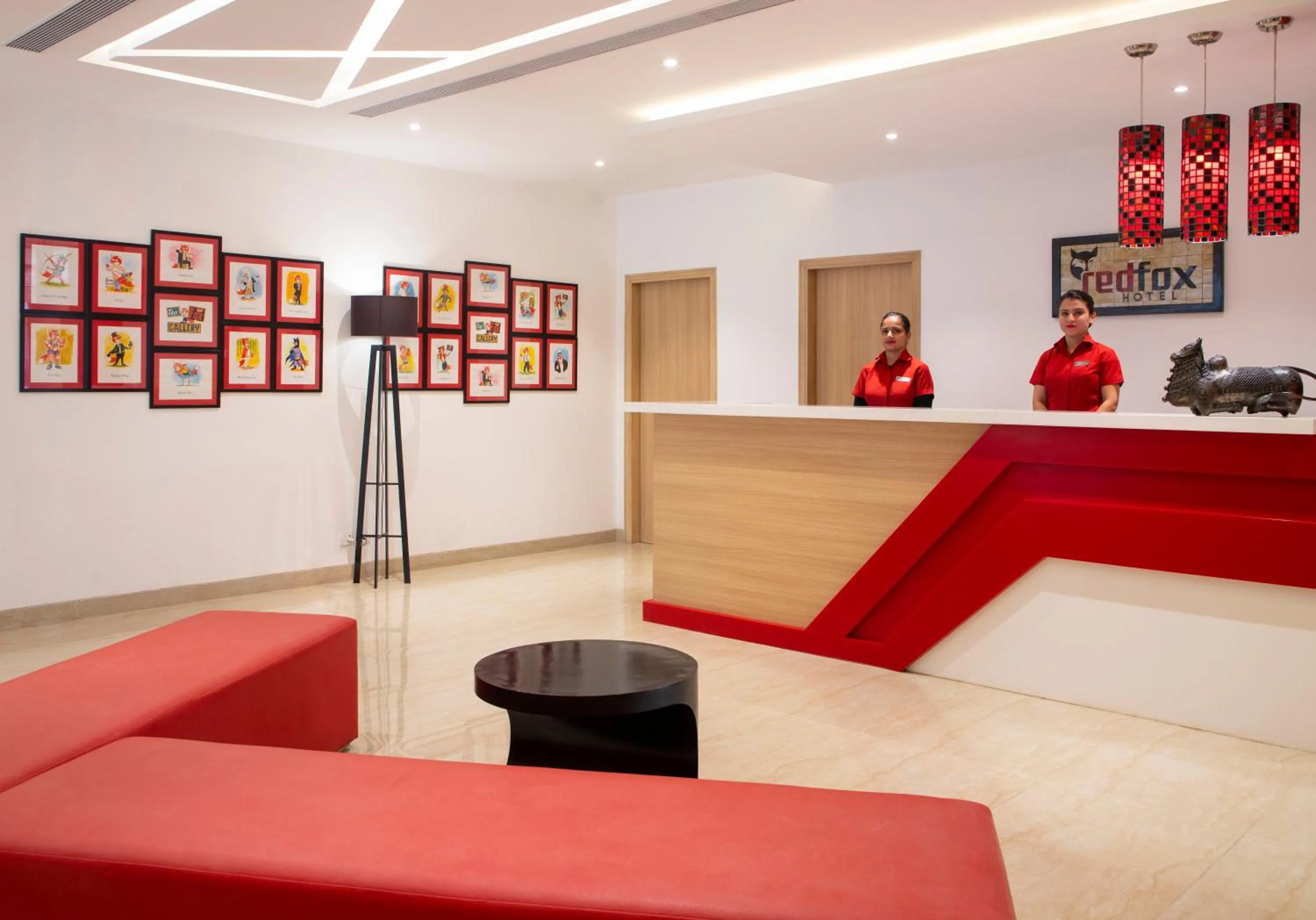 Lobby or reception in Red Fox by Lemon Tree Hotels, Dehradun