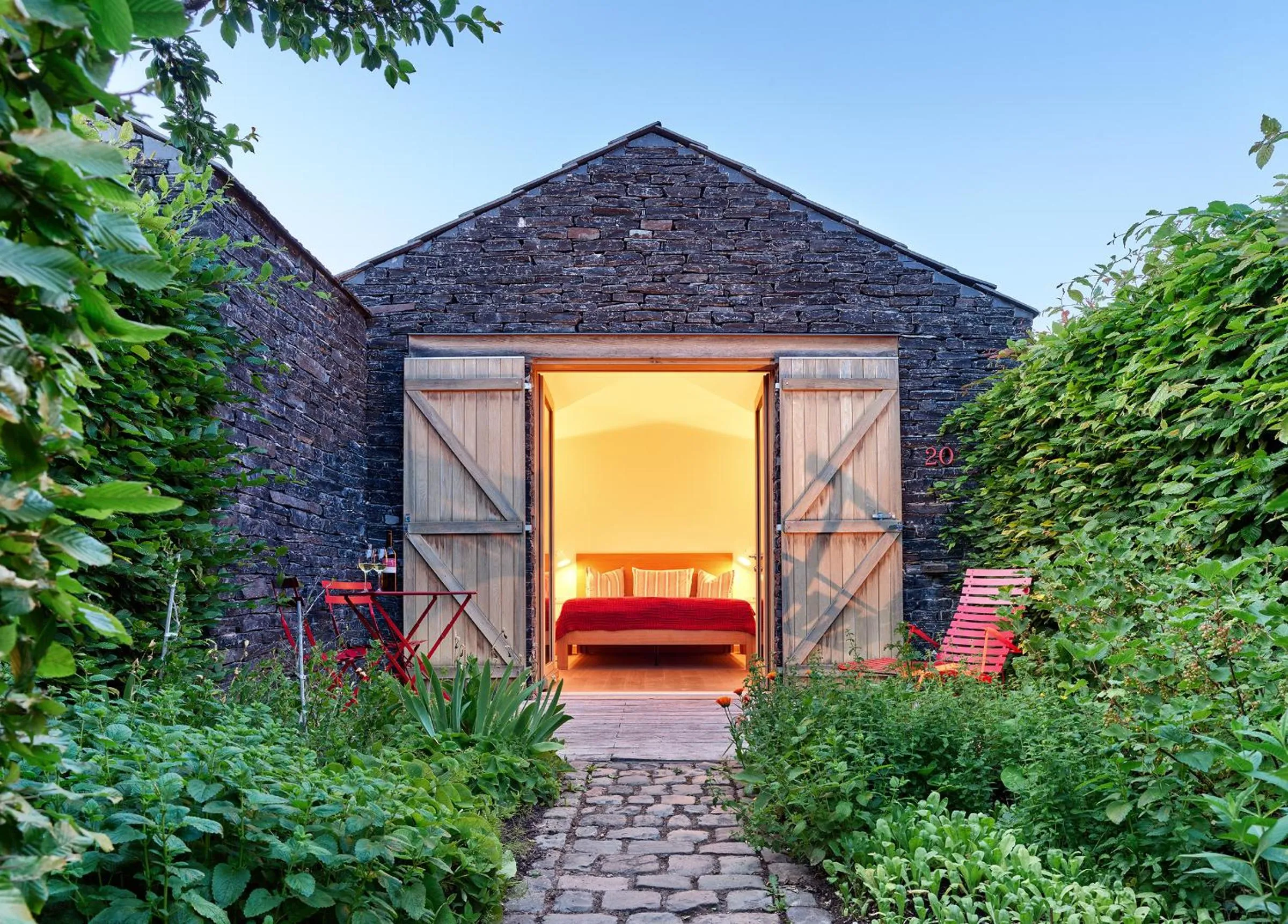 Property building in WeinKulturgut Longen-Schlöder