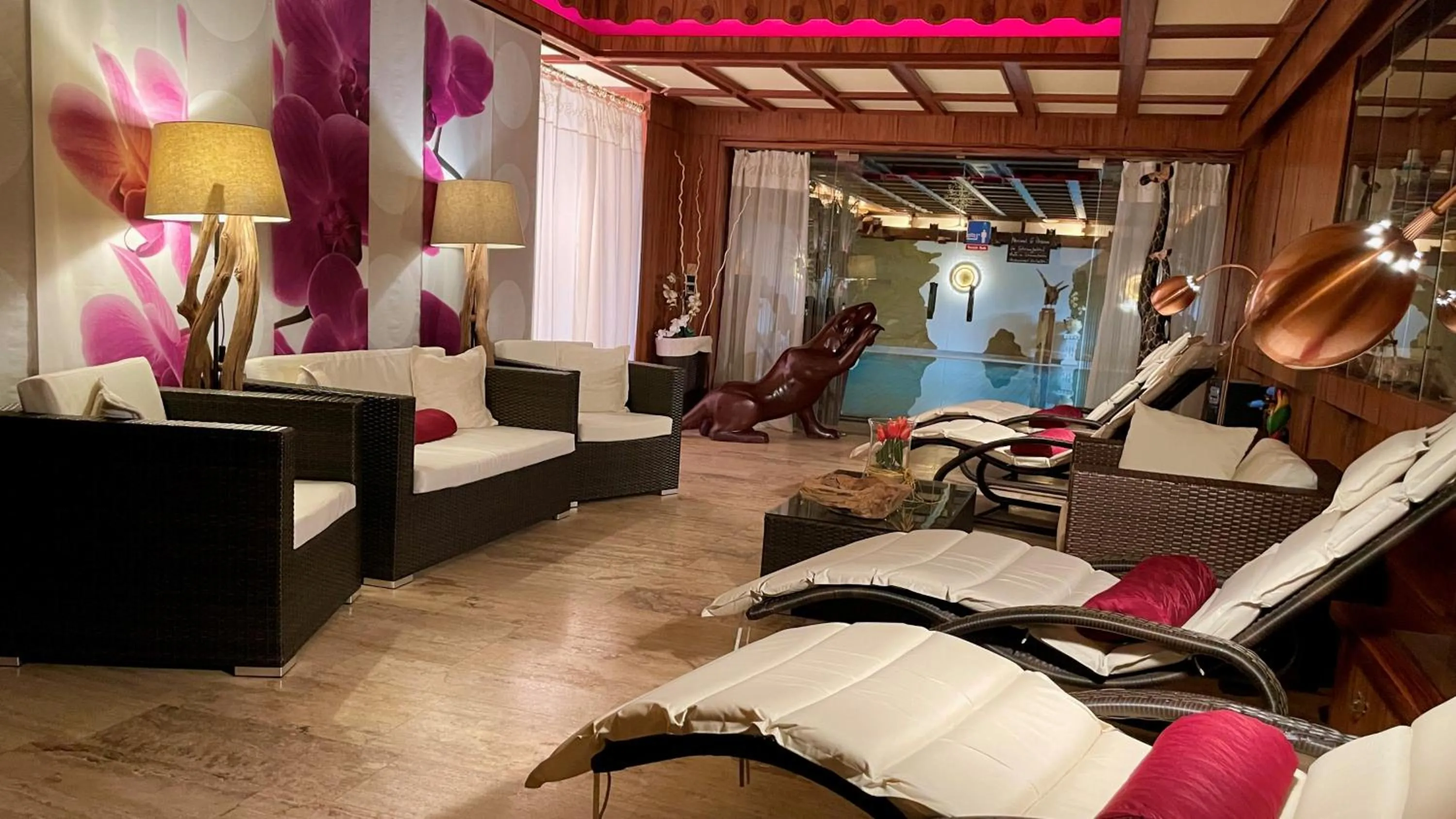 Spa and wellness centre/facilities in Villa am Park