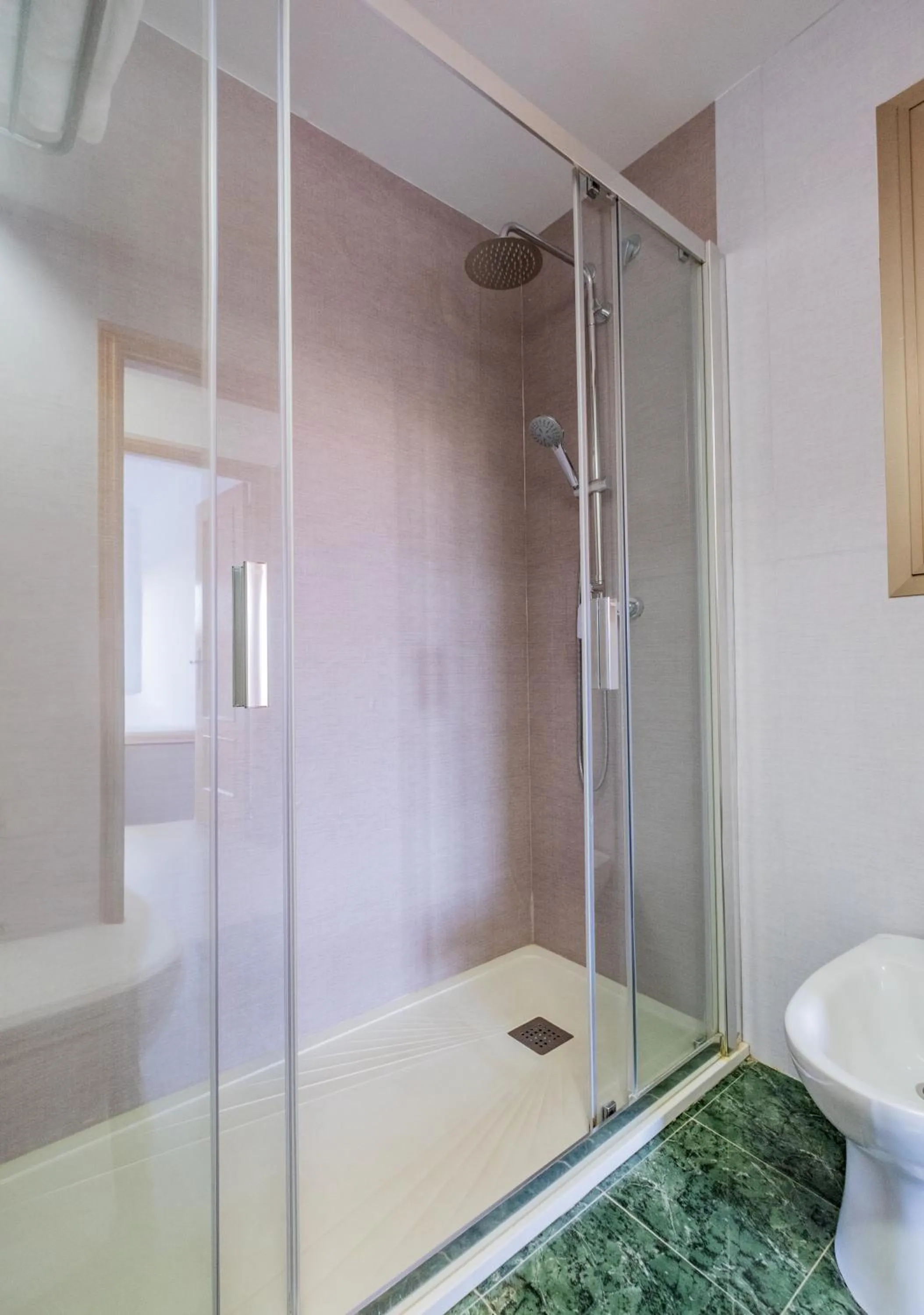 Bathroom in Apartamentos Proamar