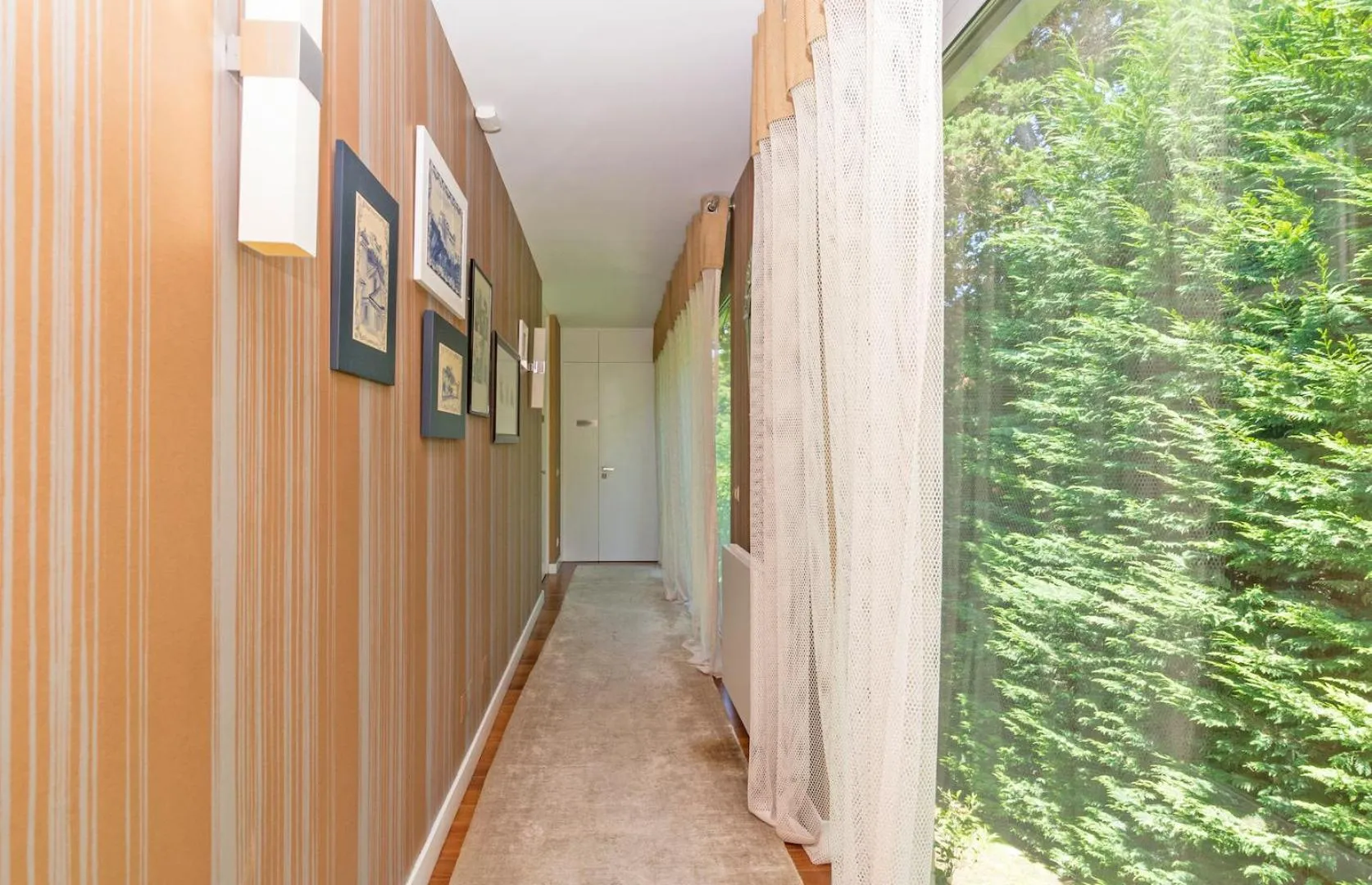 Property building in Cascais Casa Laranja Guesthouse