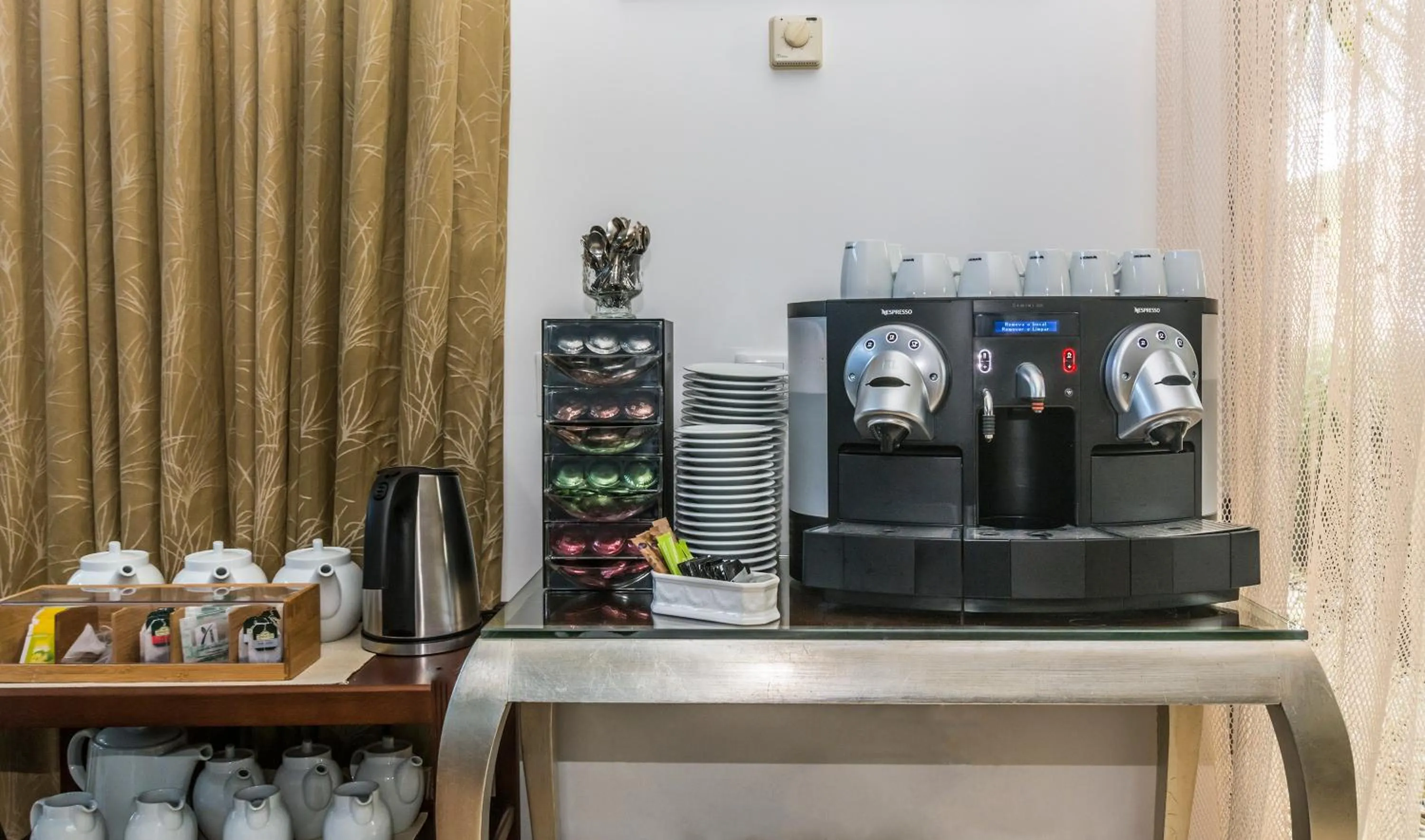 Drinks in Cascais Casa Laranja Guesthouse