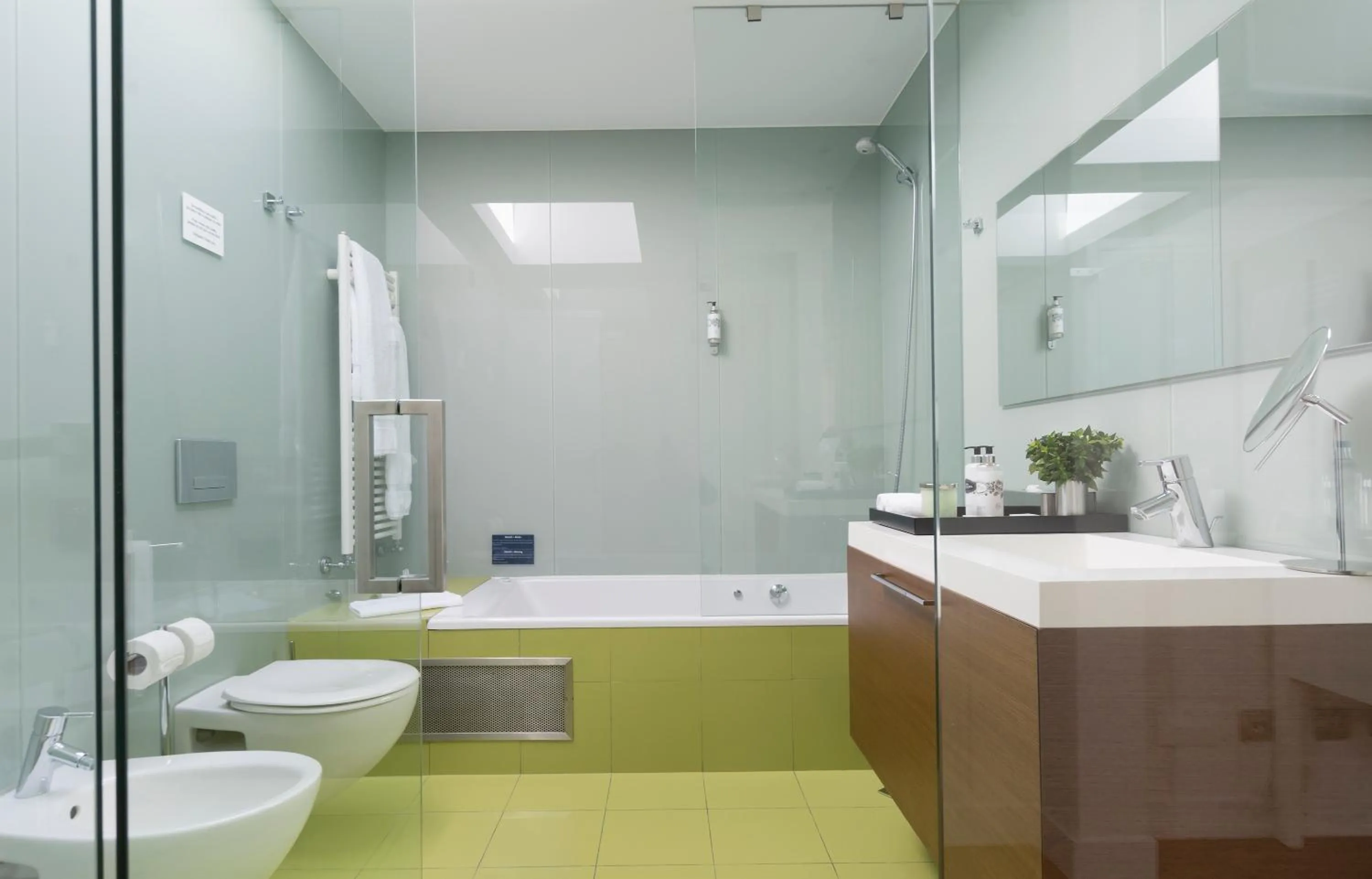 Bathroom in Cascais Casa Laranja Guesthouse