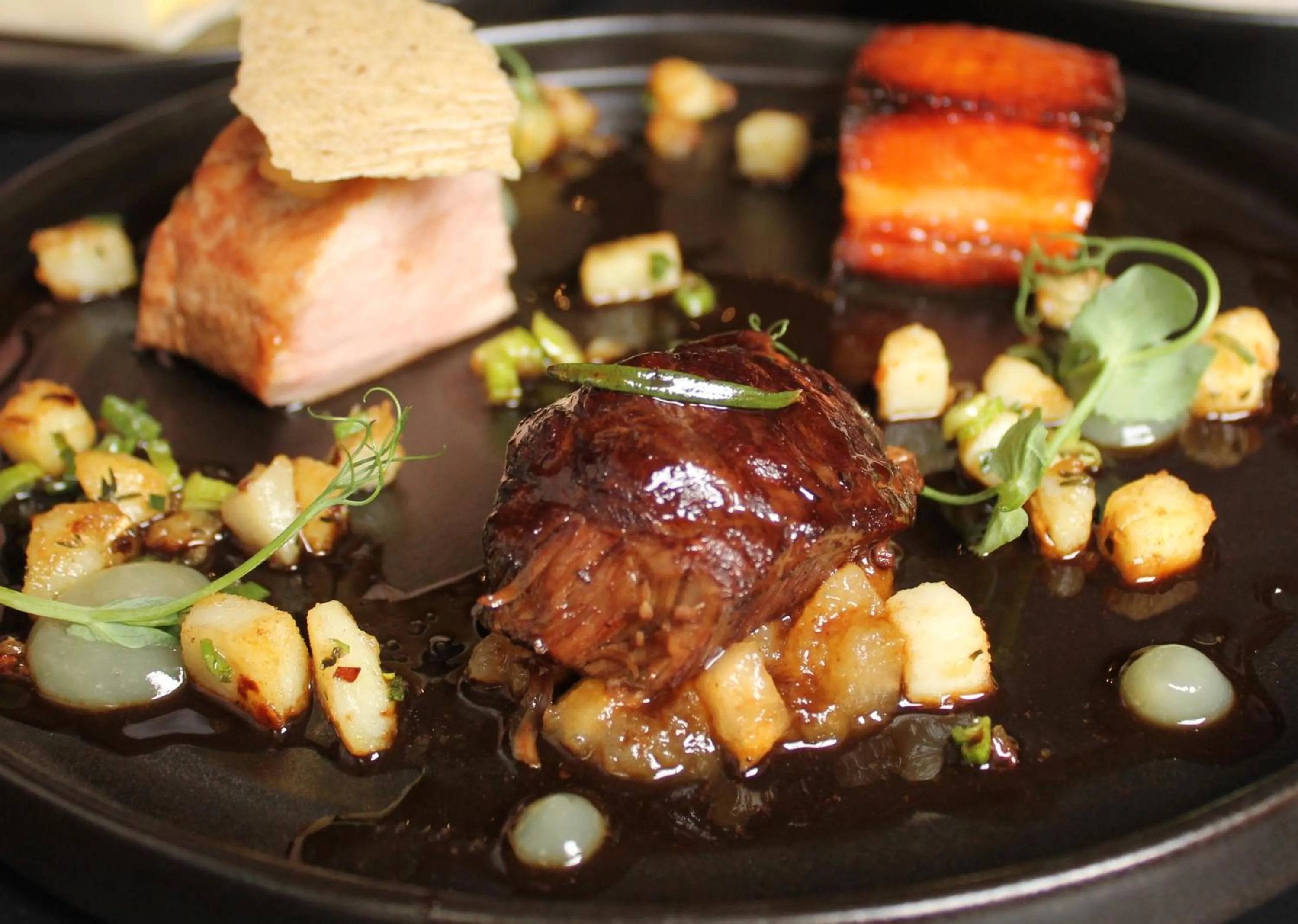 Restaurant/places to eat in No11 Boutique Hotel & Brasserie