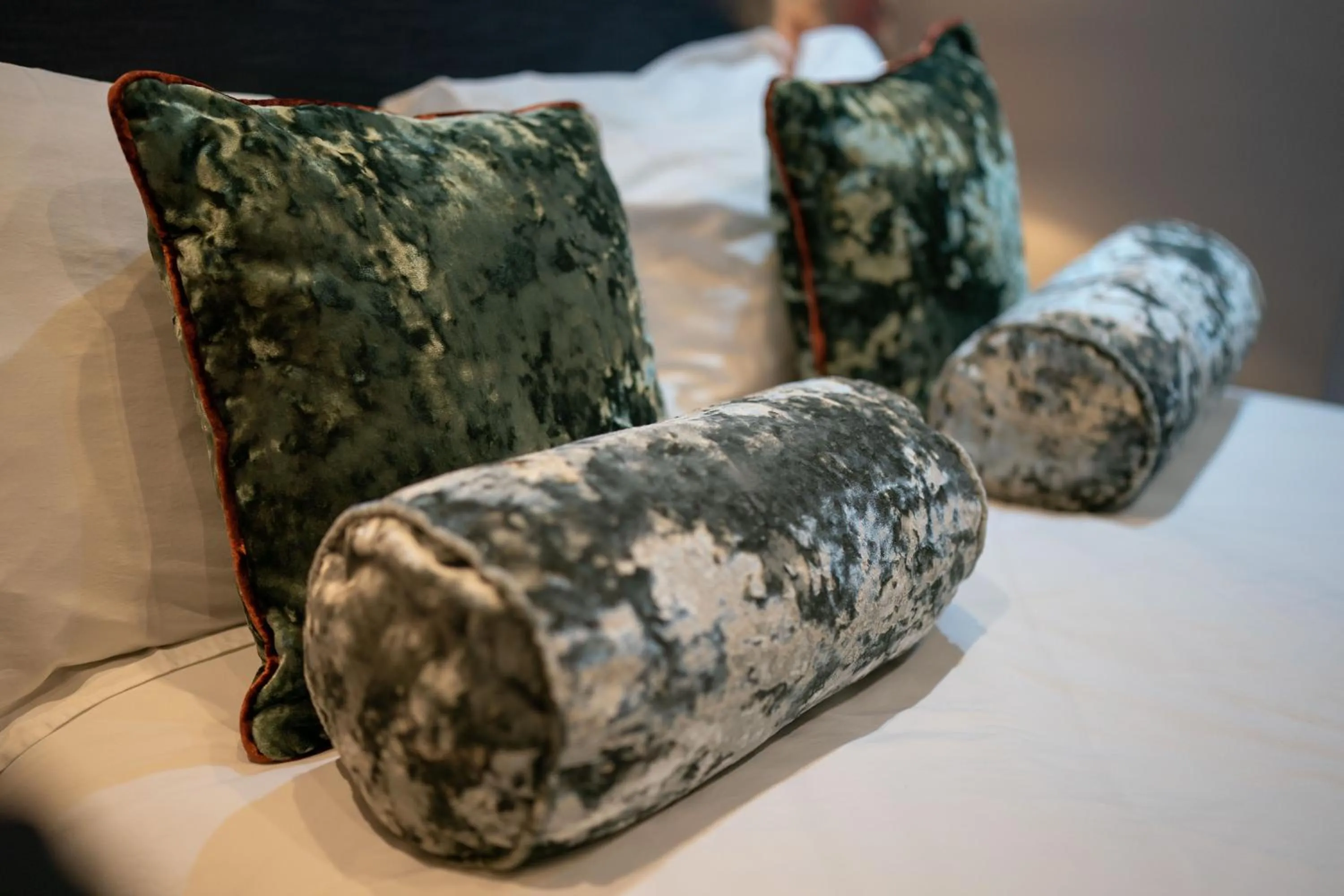 Bed in No11 Boutique Hotel & Brasserie