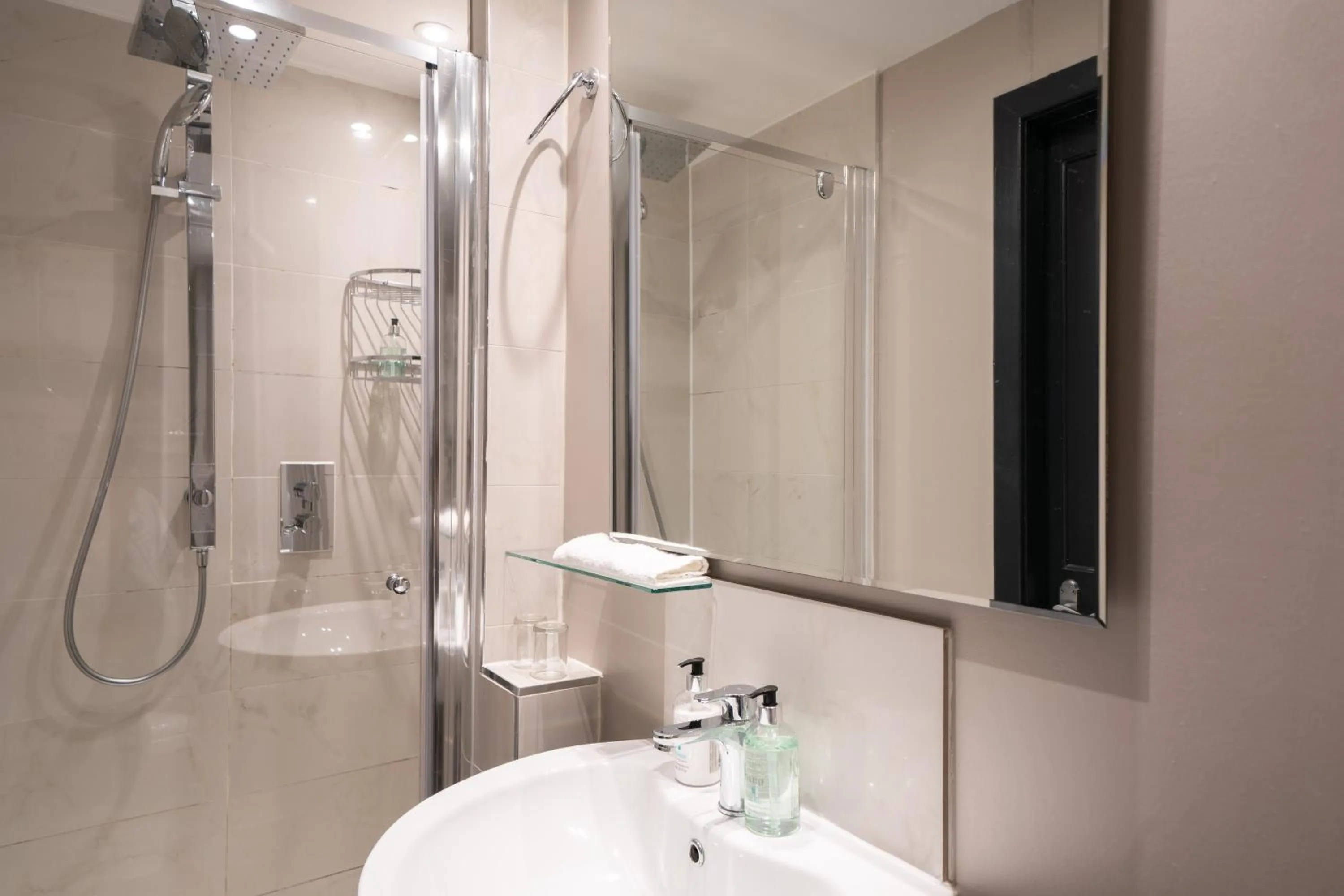 Bathroom in No11 Boutique Hotel & Brasserie