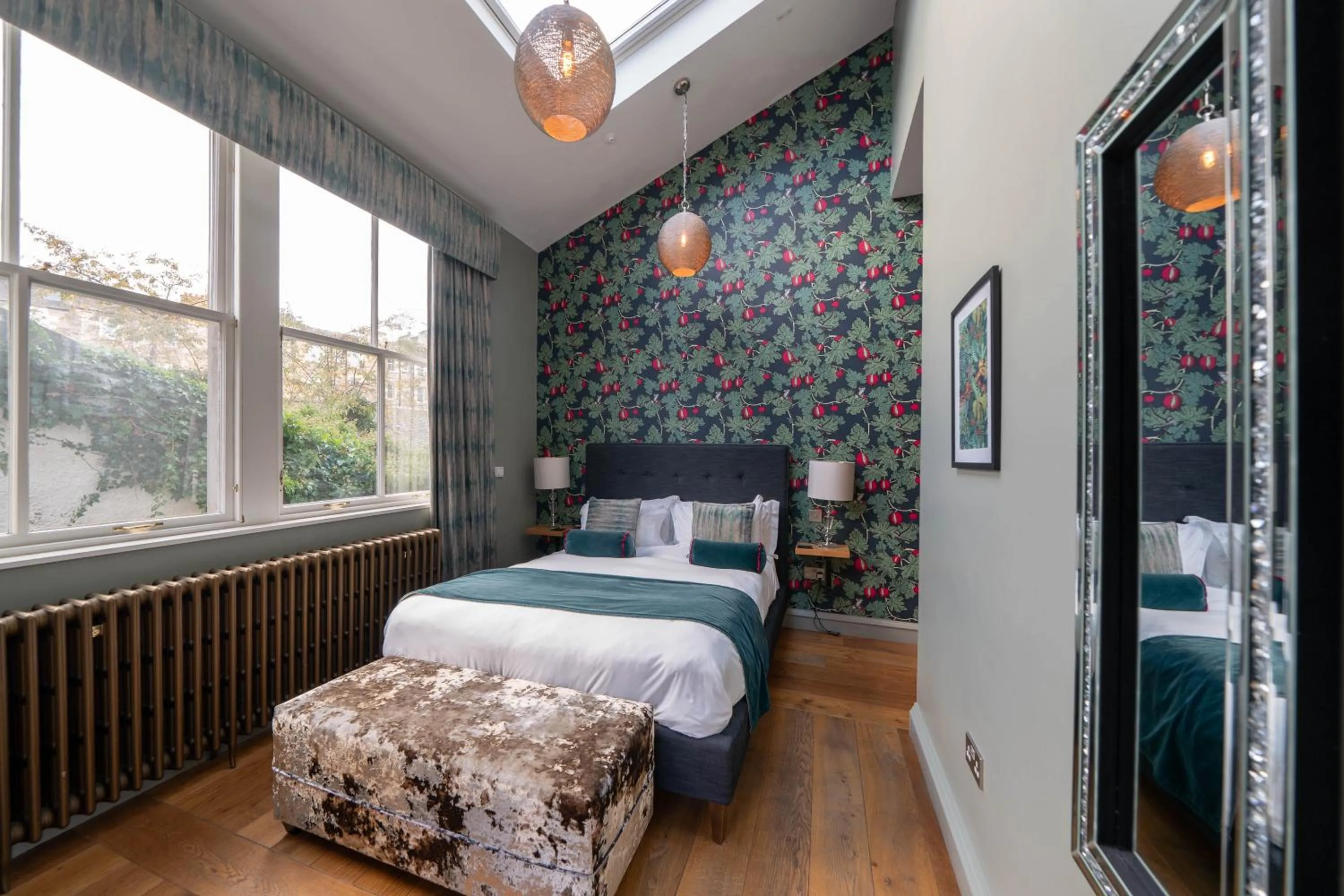 Bedroom, Bed in No11 Boutique Hotel & Brasserie