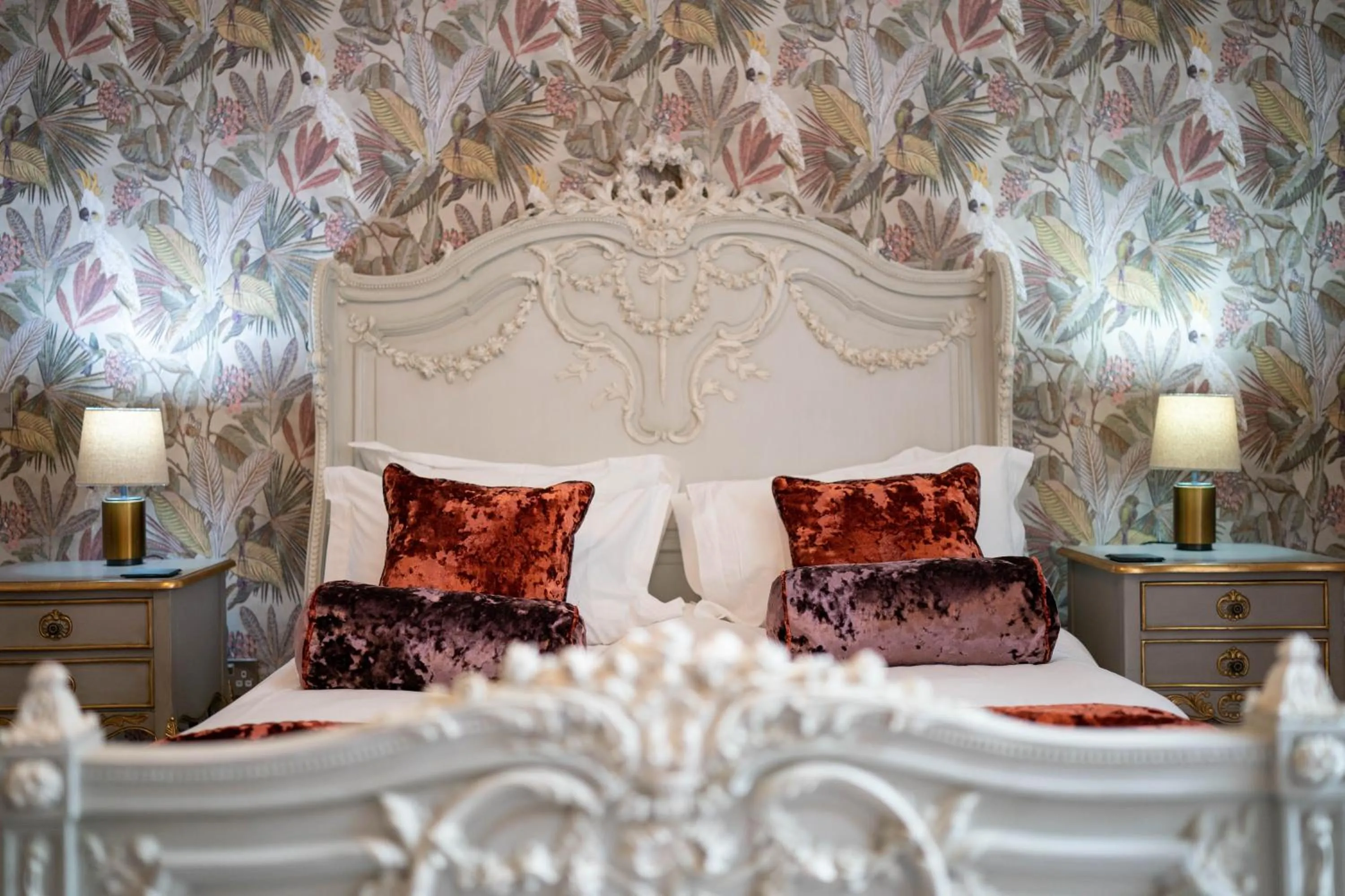 Bed in No11 Boutique Hotel & Brasserie