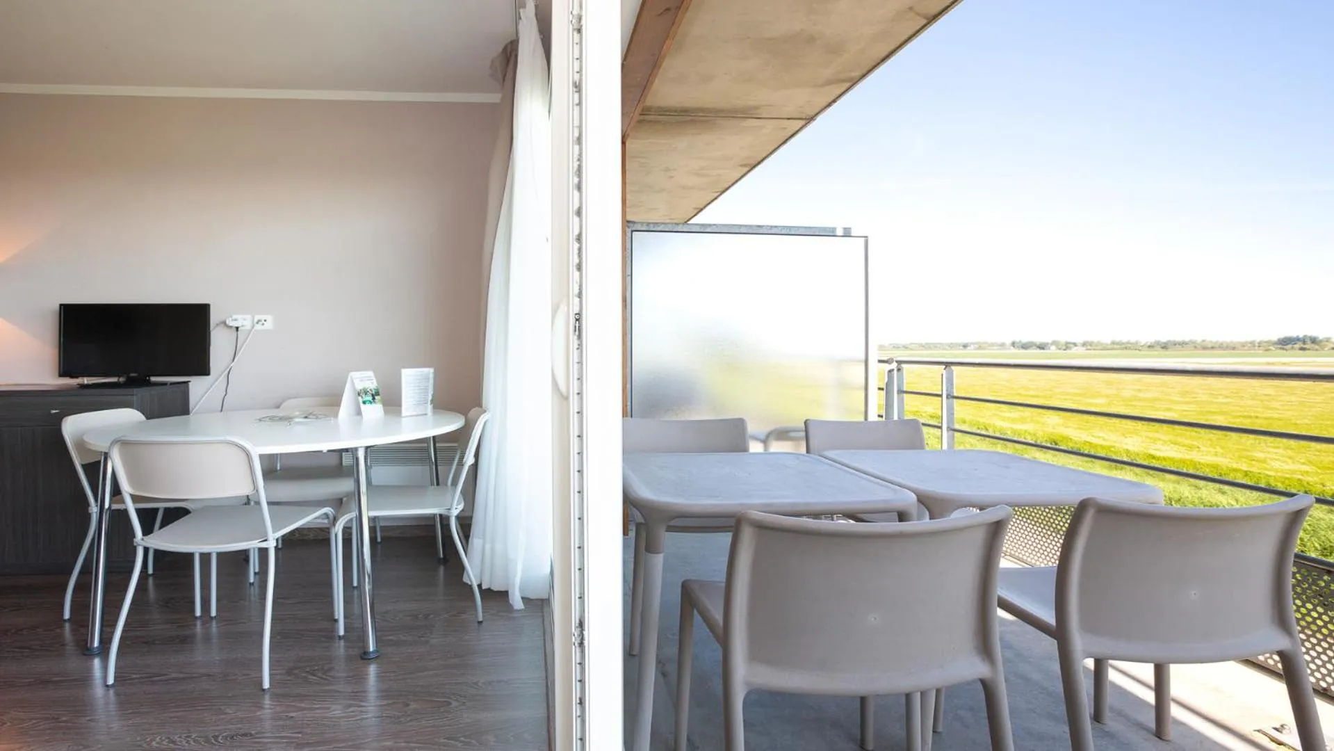 Balcony/Terrace in Vacancéole - Le Domaine du Mont - Mont St Michel