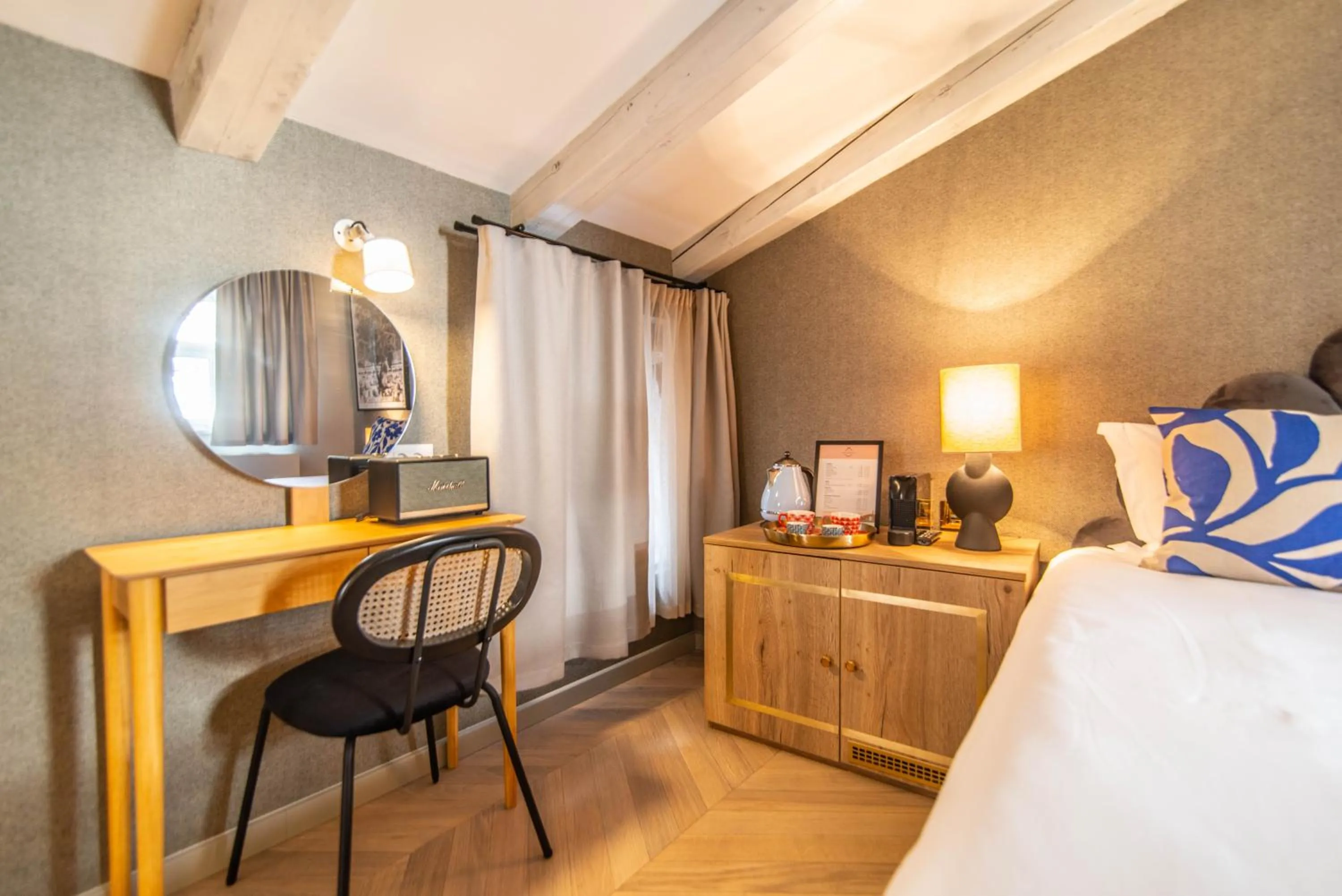 Coffee/tea facilities, Bed in The Melegran