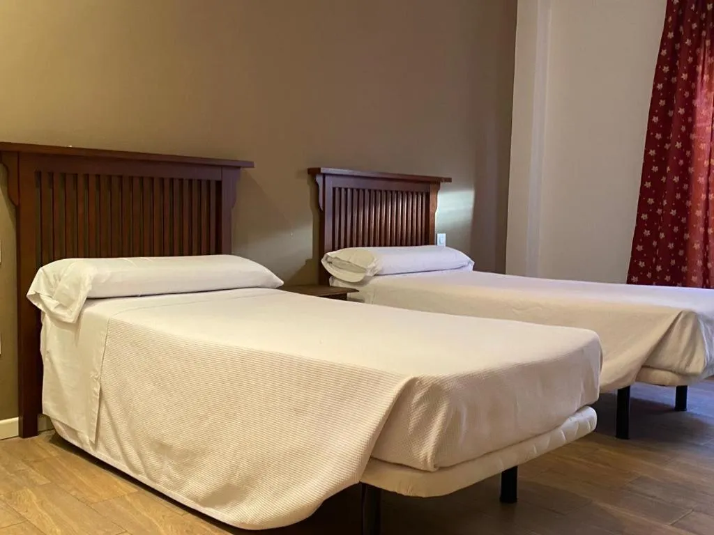 Bed in Alda Apartamentos Muralla de Toledo