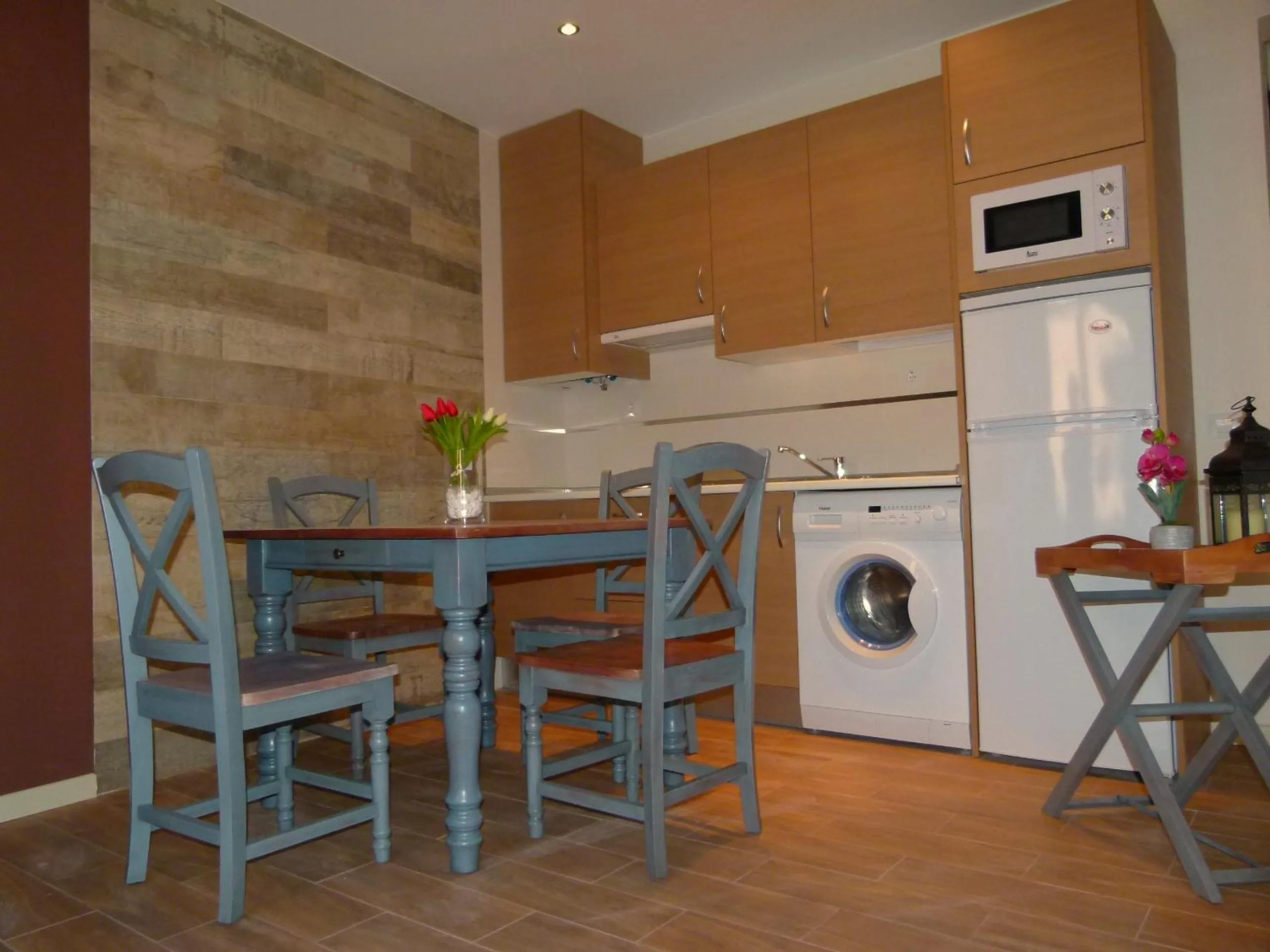 Restaurant/places to eat in Alda Apartamentos Muralla de Toledo