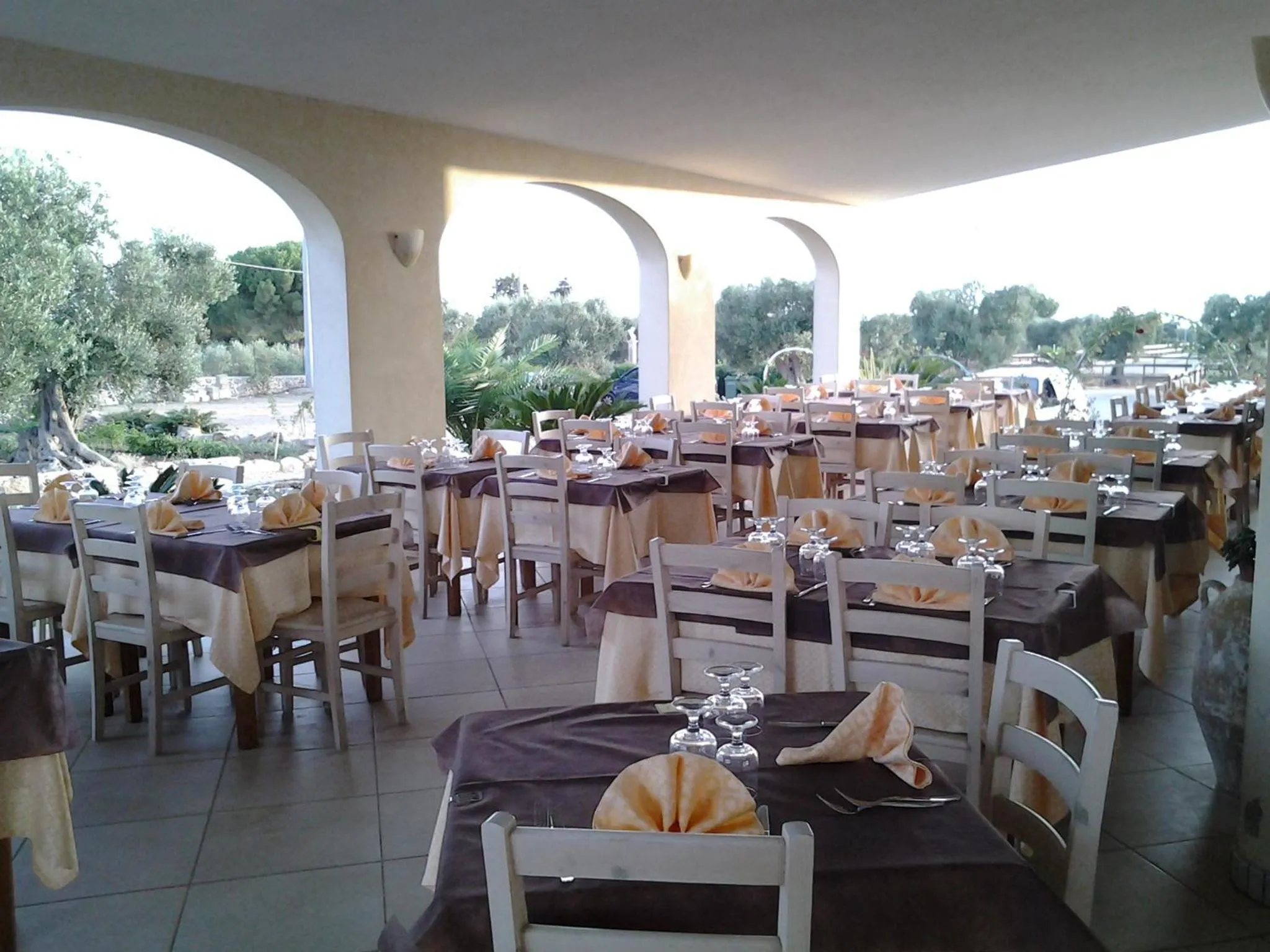 Restaurant/places to eat in Delle Rose, Hotel & Horse Riding