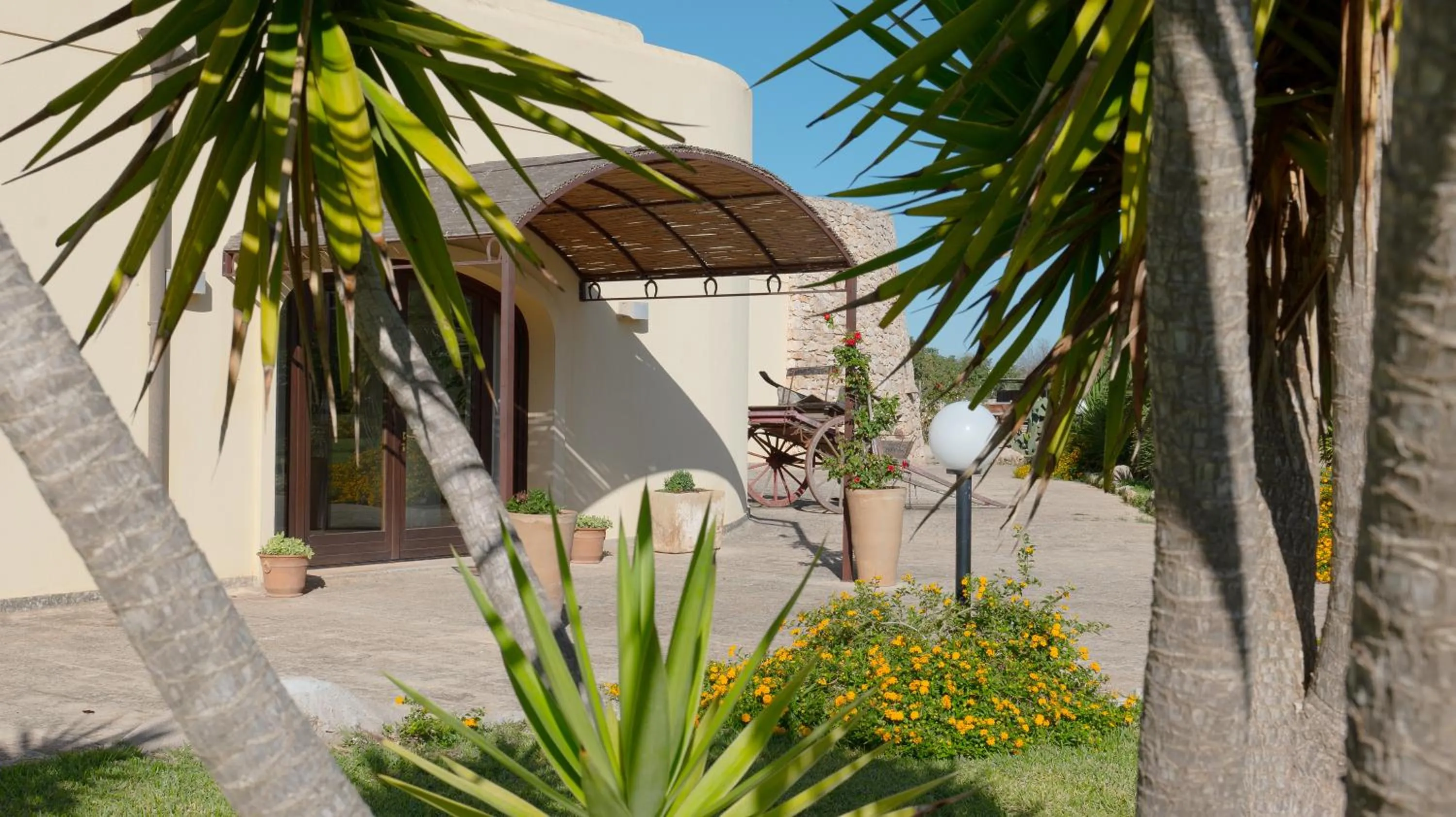 Property building in Delle Rose, Hotel & Horse Riding