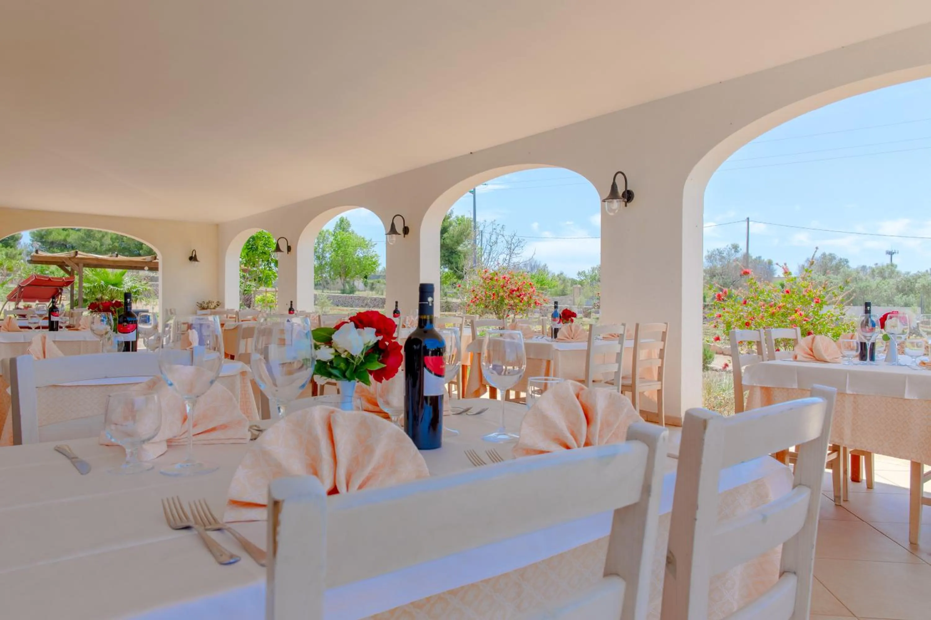 Restaurant/places to eat in Delle Rose, Hotel & Horse Riding