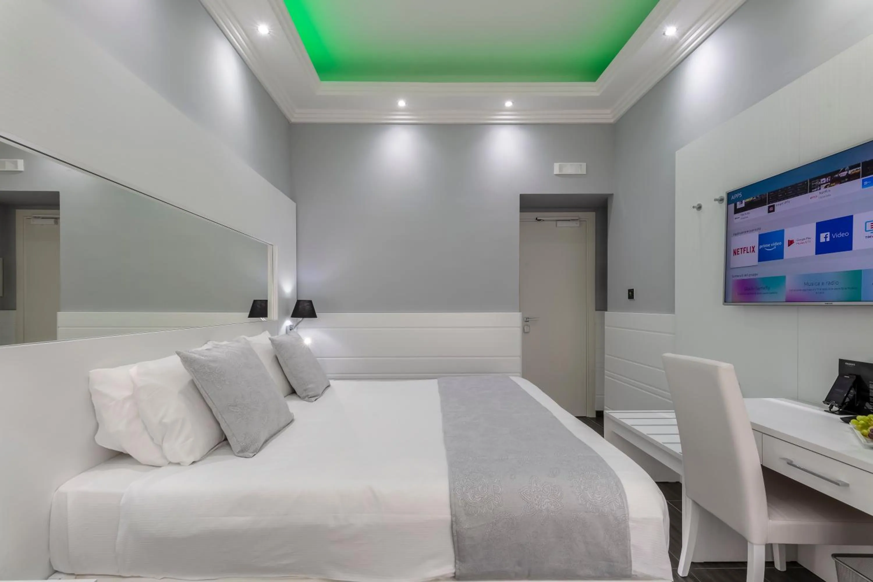 Photo of the whole room, Bed in THE ONE Boutique Hotel & SPA Rome