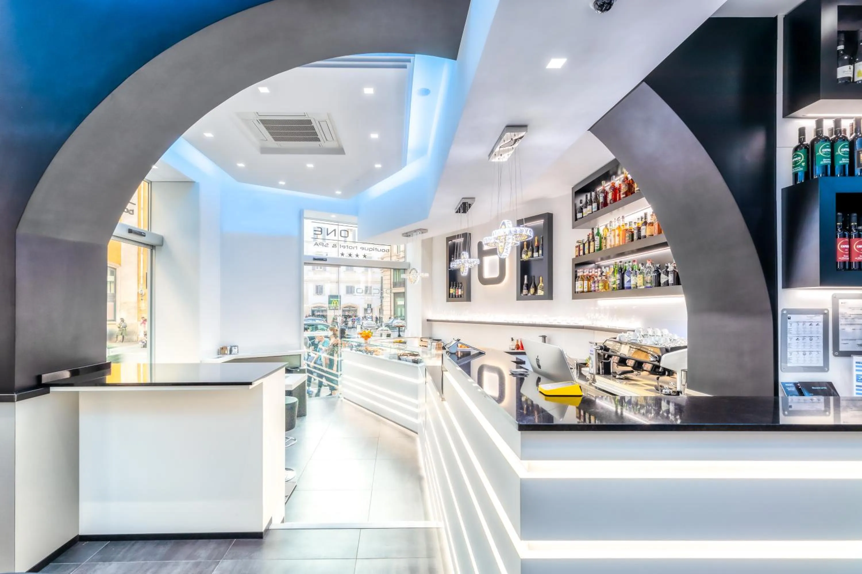 Restaurant/places to eat in THE ONE Boutique Hotel & SPA Rome