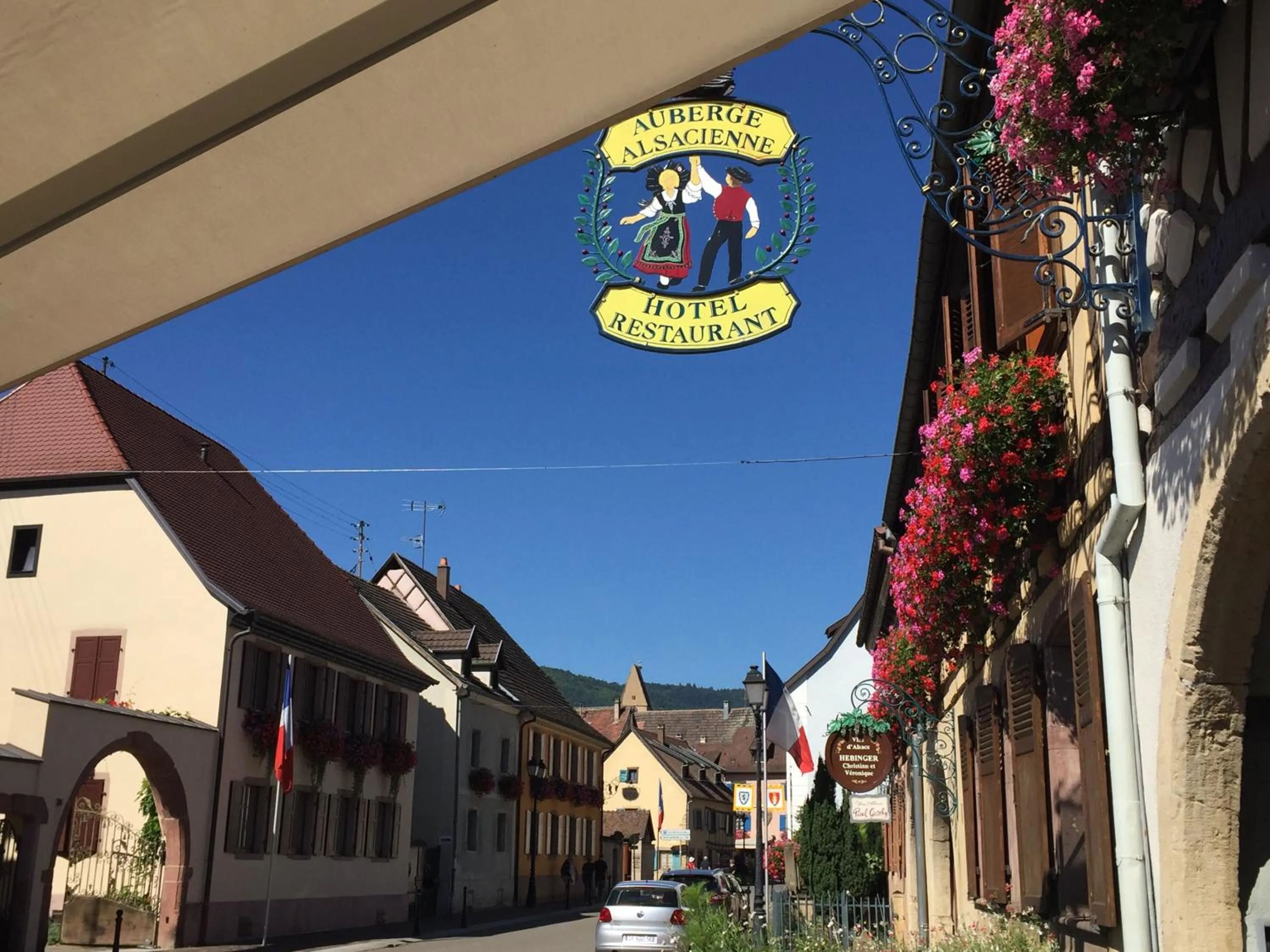 Facade/entrance in Hôtel L'Auberge Alsacienne