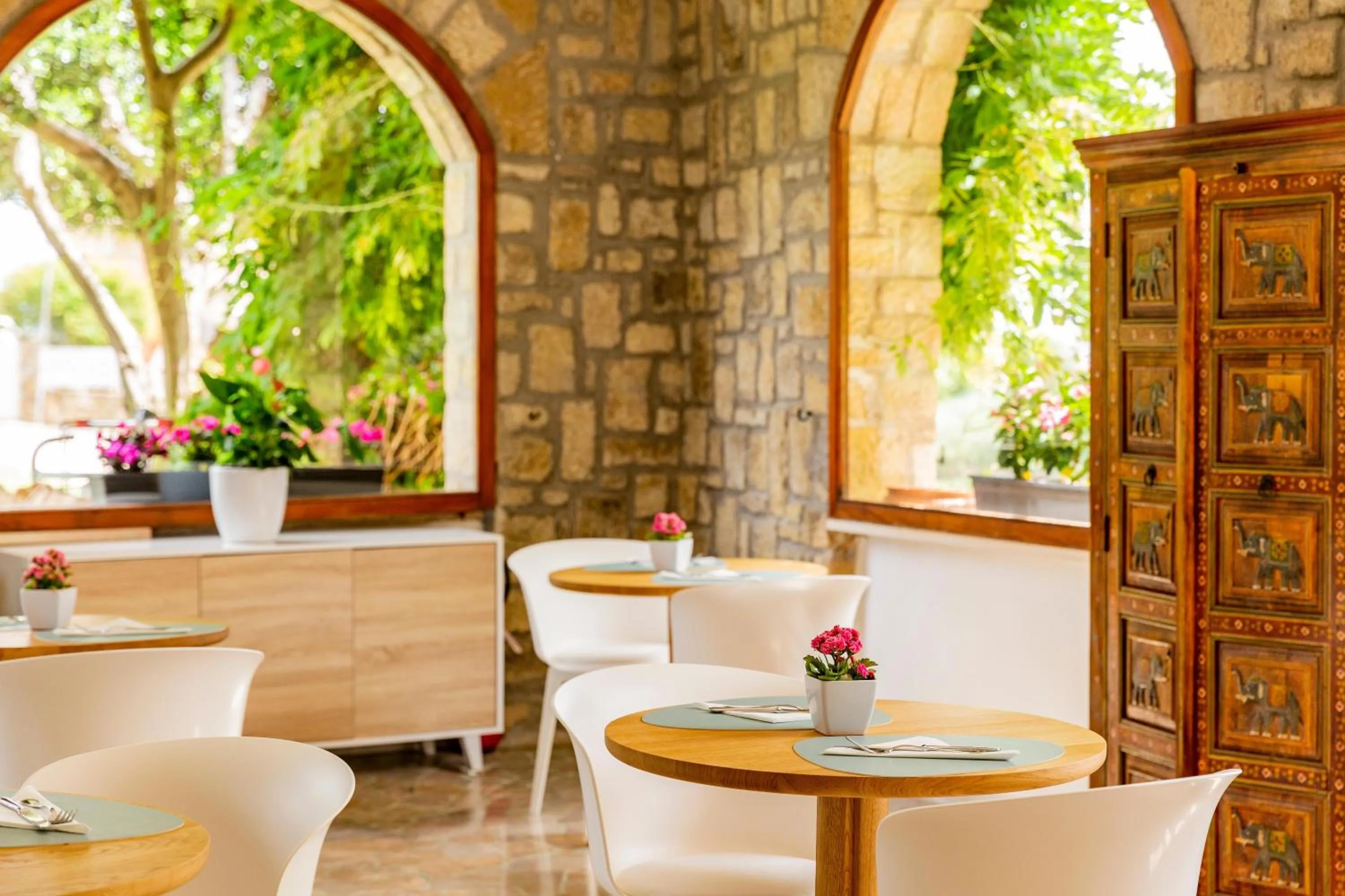 Restaurant/places to eat in Hotel Capo D'Uomo