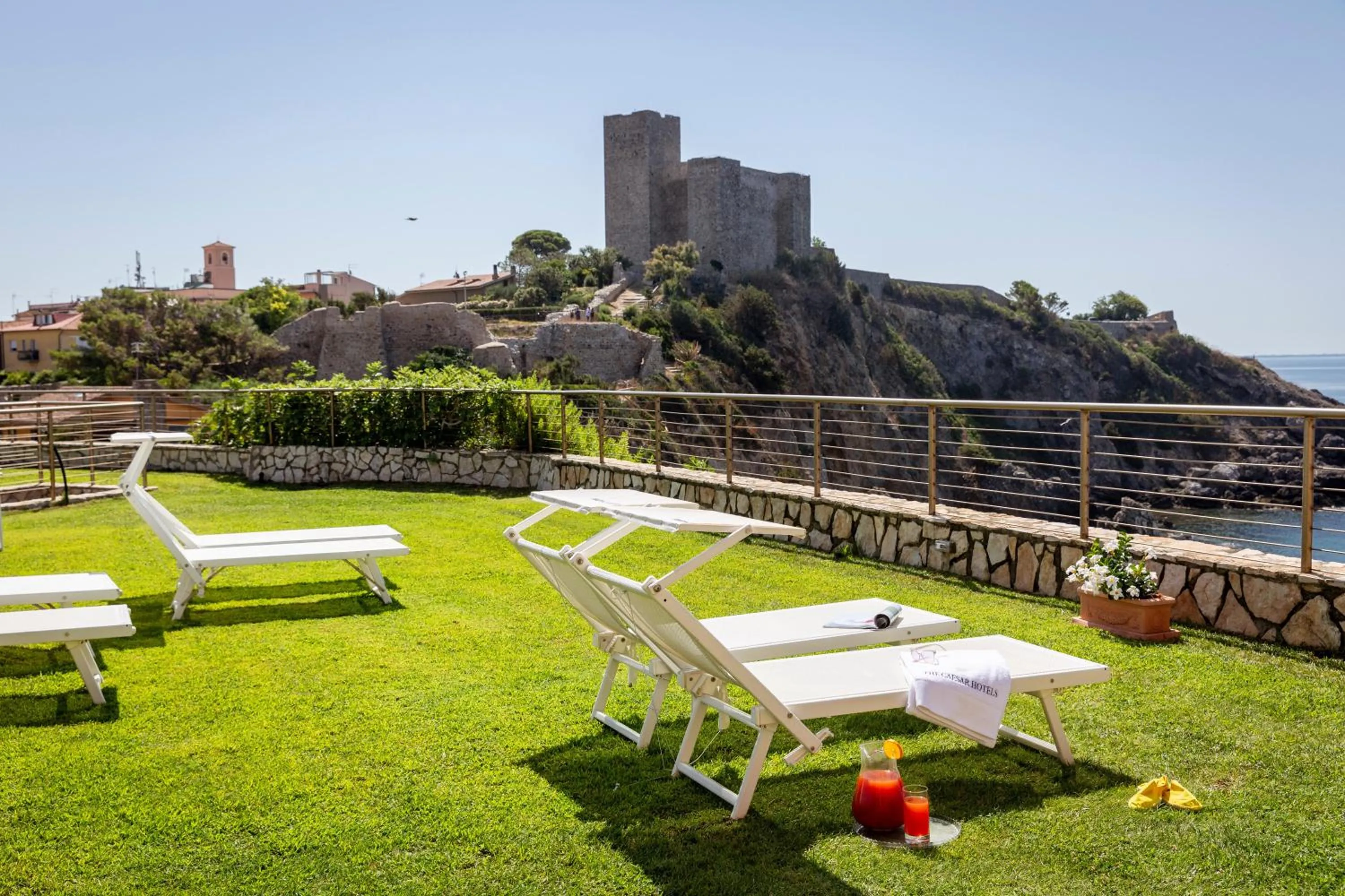 Garden in Hotel Capo D'Uomo