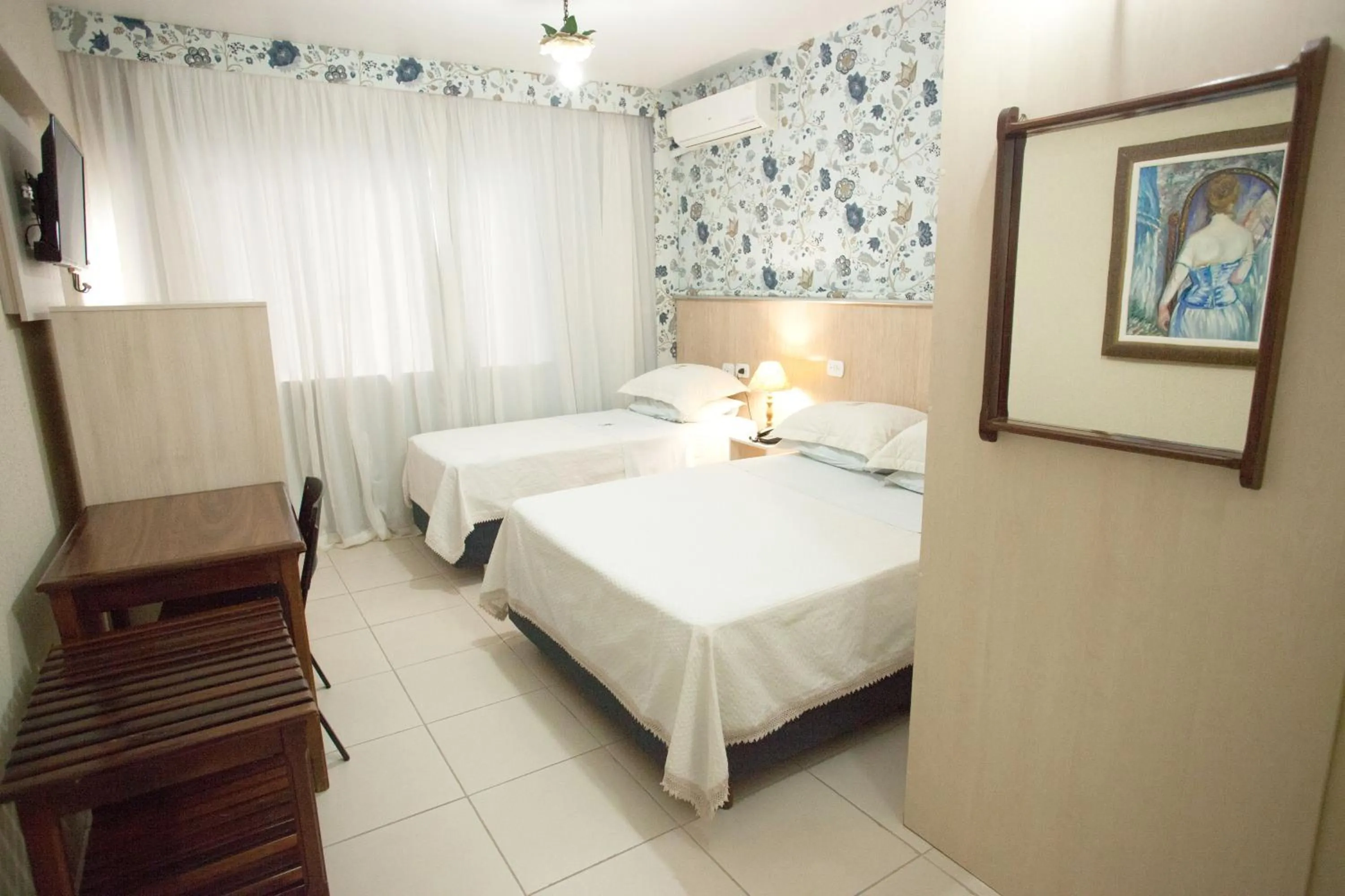 Bed in CHA Royal Plaza Hotel