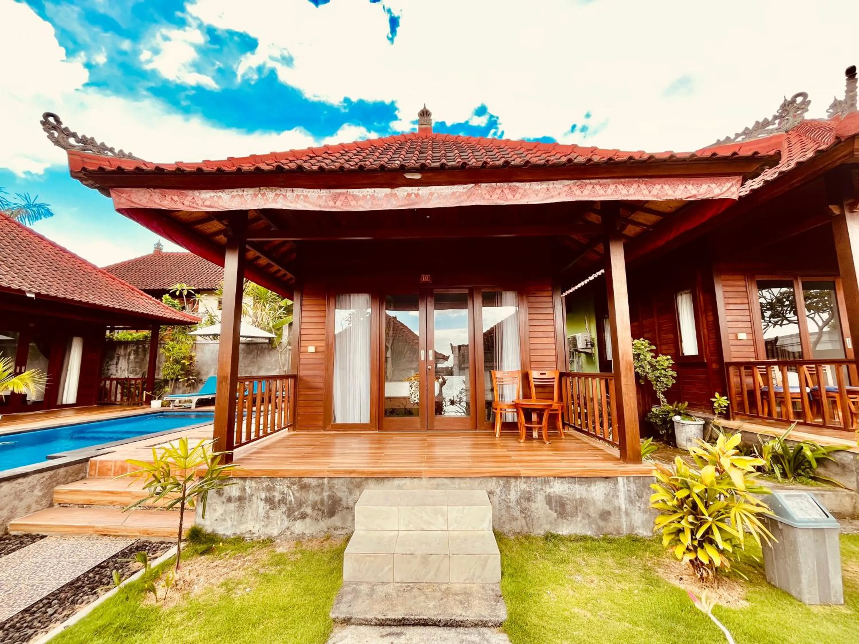 Property building in Nusa Veranda Sunset Villas & Restaurant