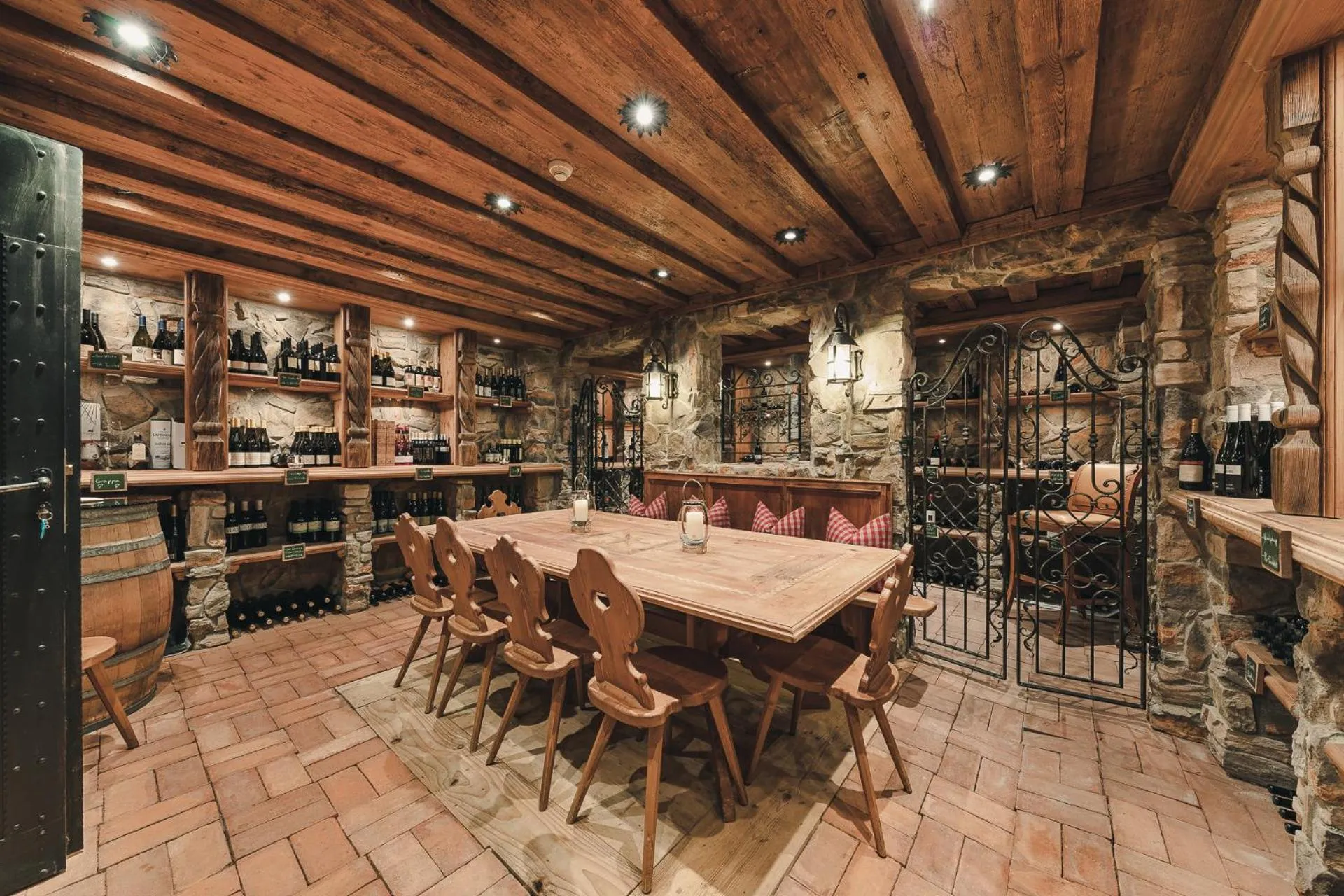 Lounge or bar in Hotel Viertler