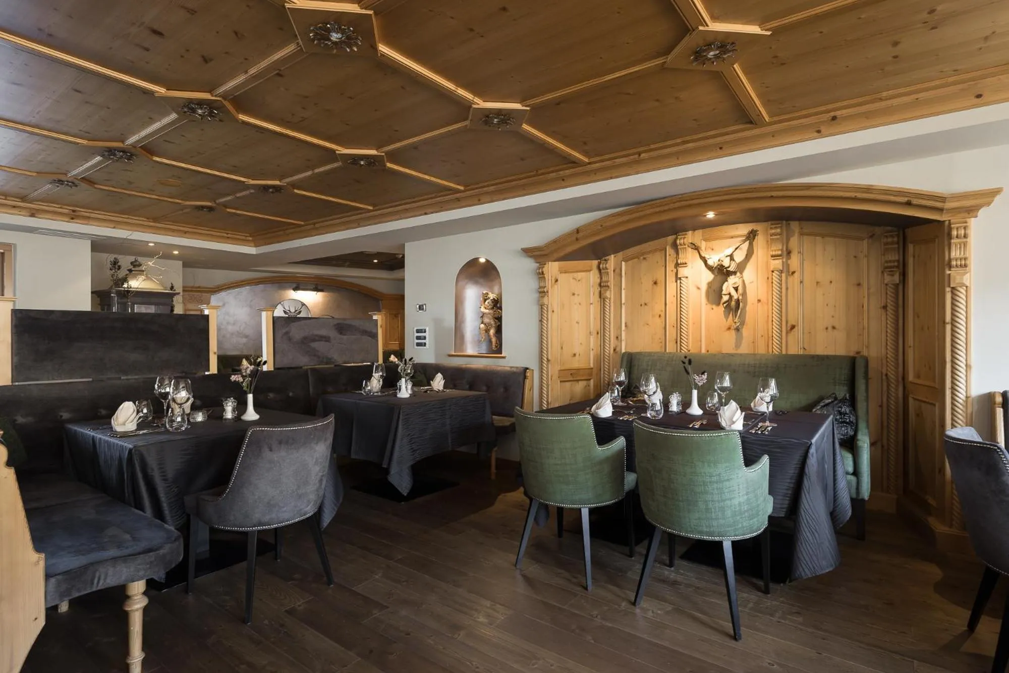 Restaurant/places to eat in Hotel Viertler