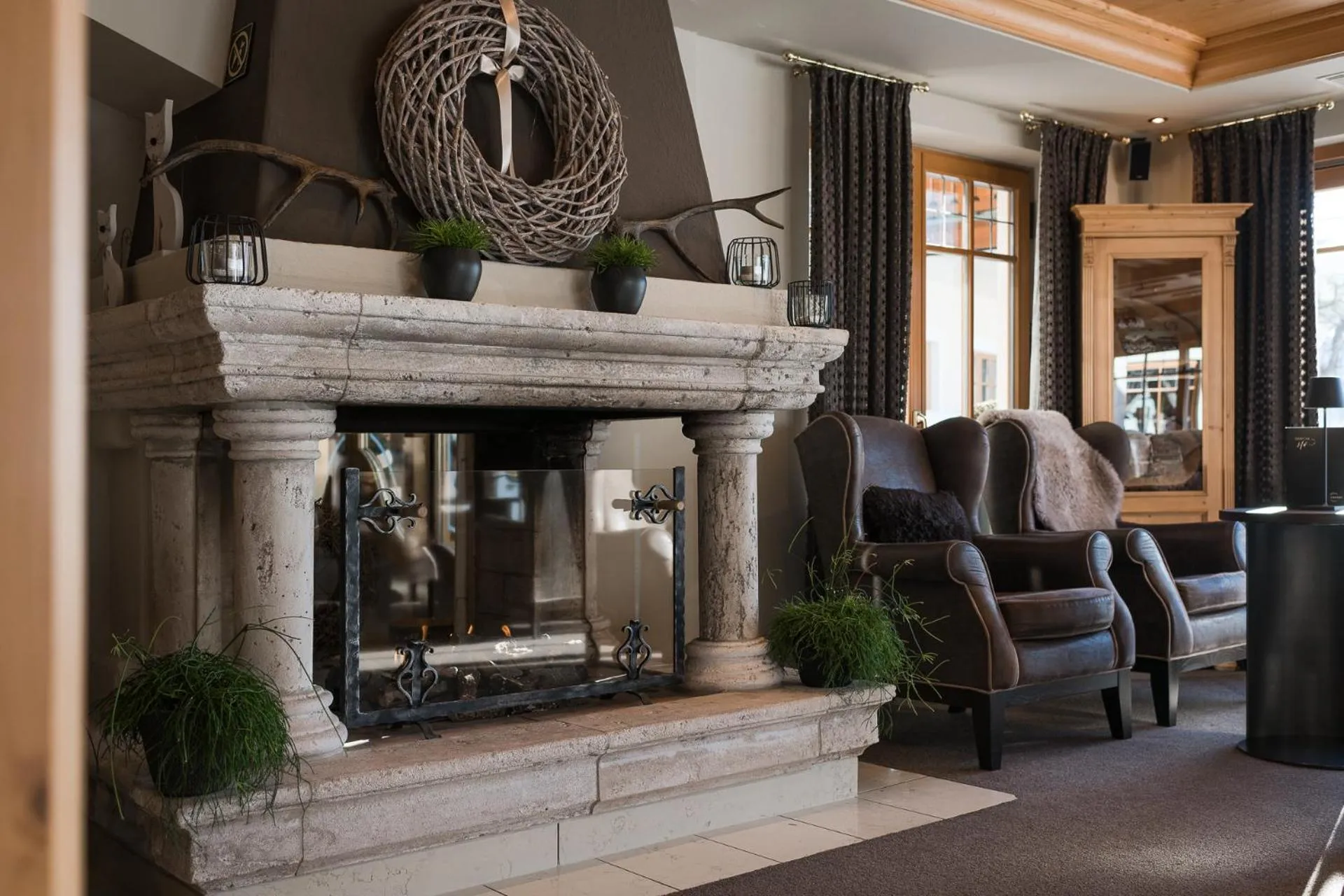 Communal lounge/ TV room in Hotel Viertler